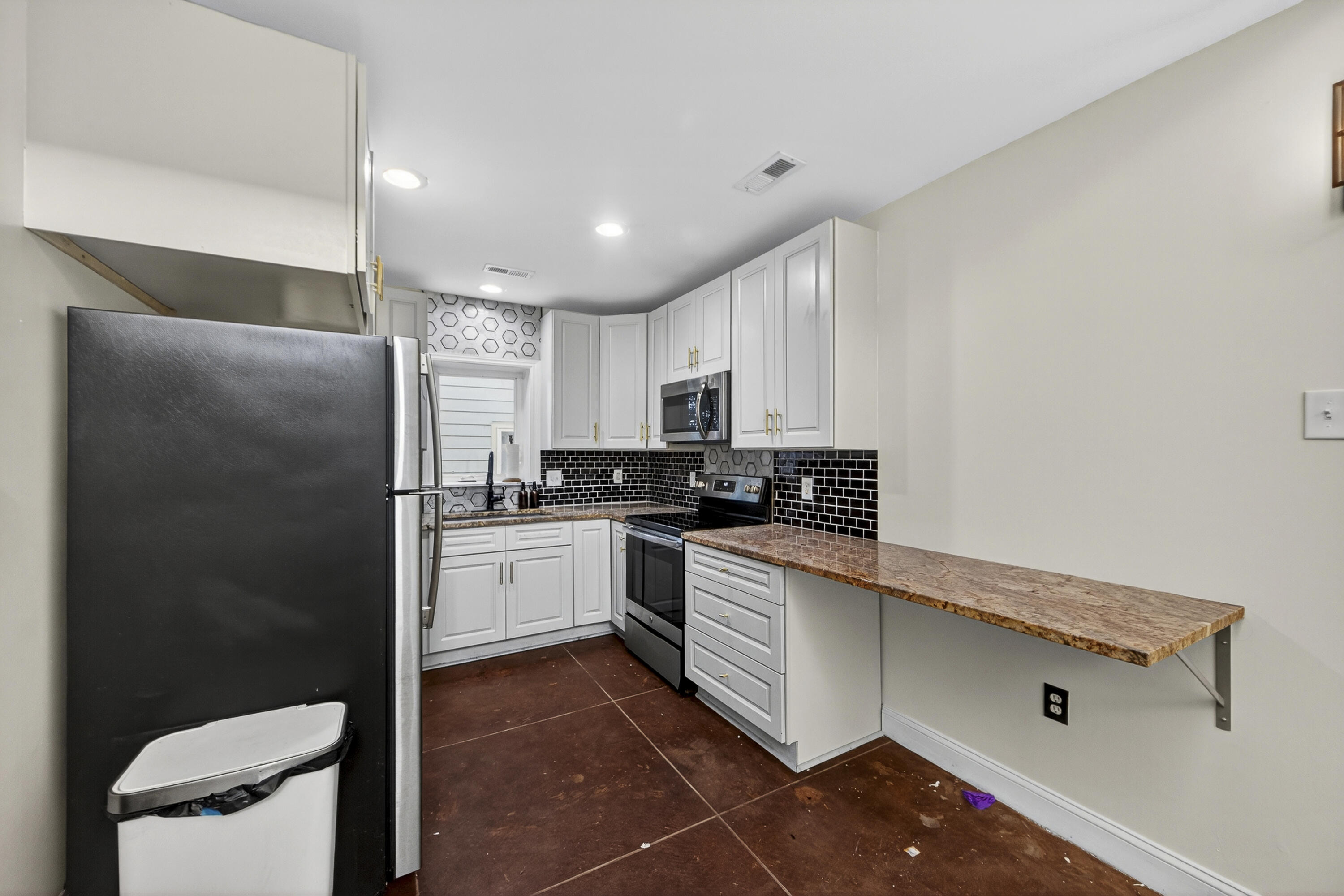 24 Strawberry Lane # B