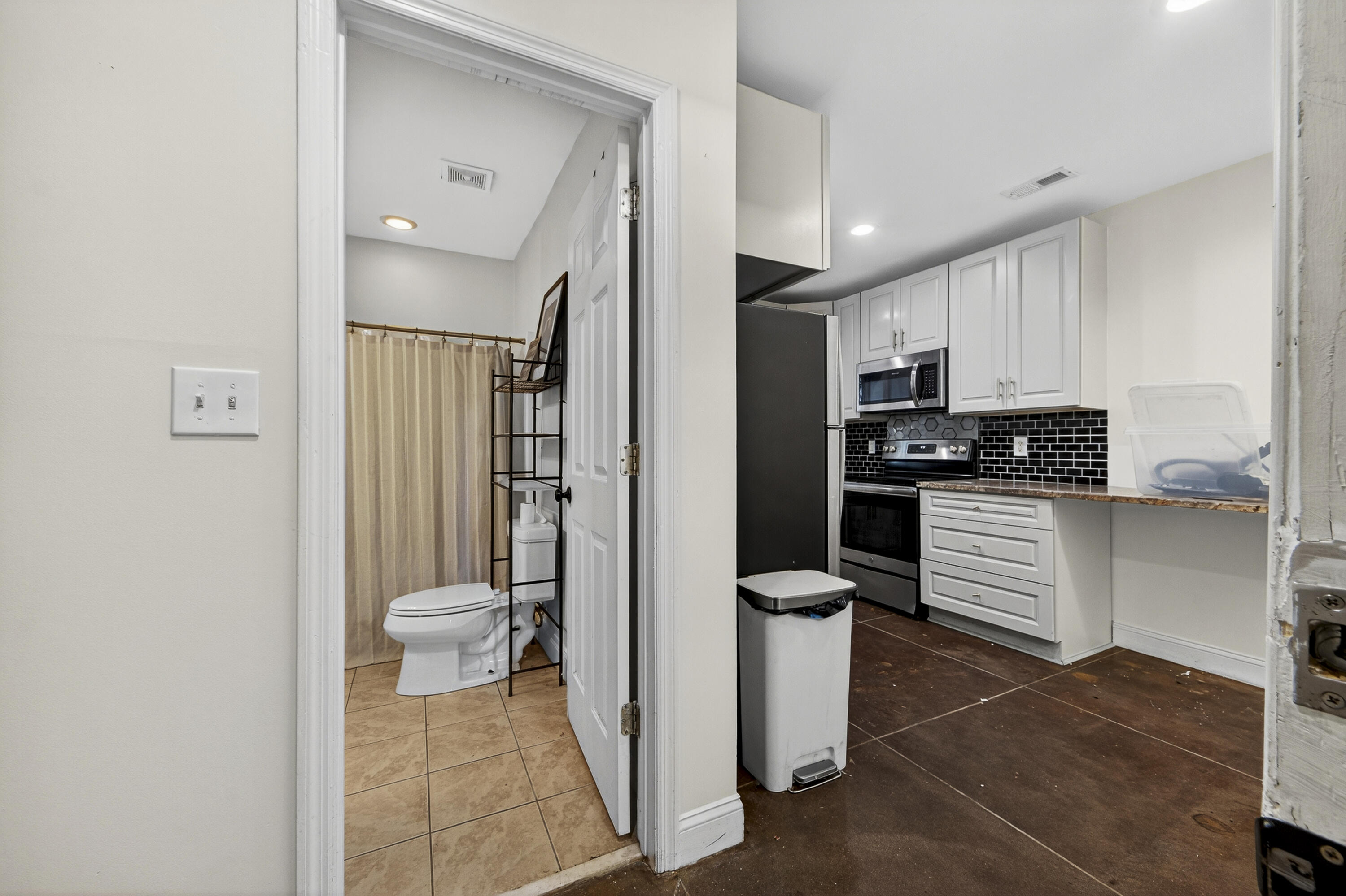 24 Strawberry Lane # B