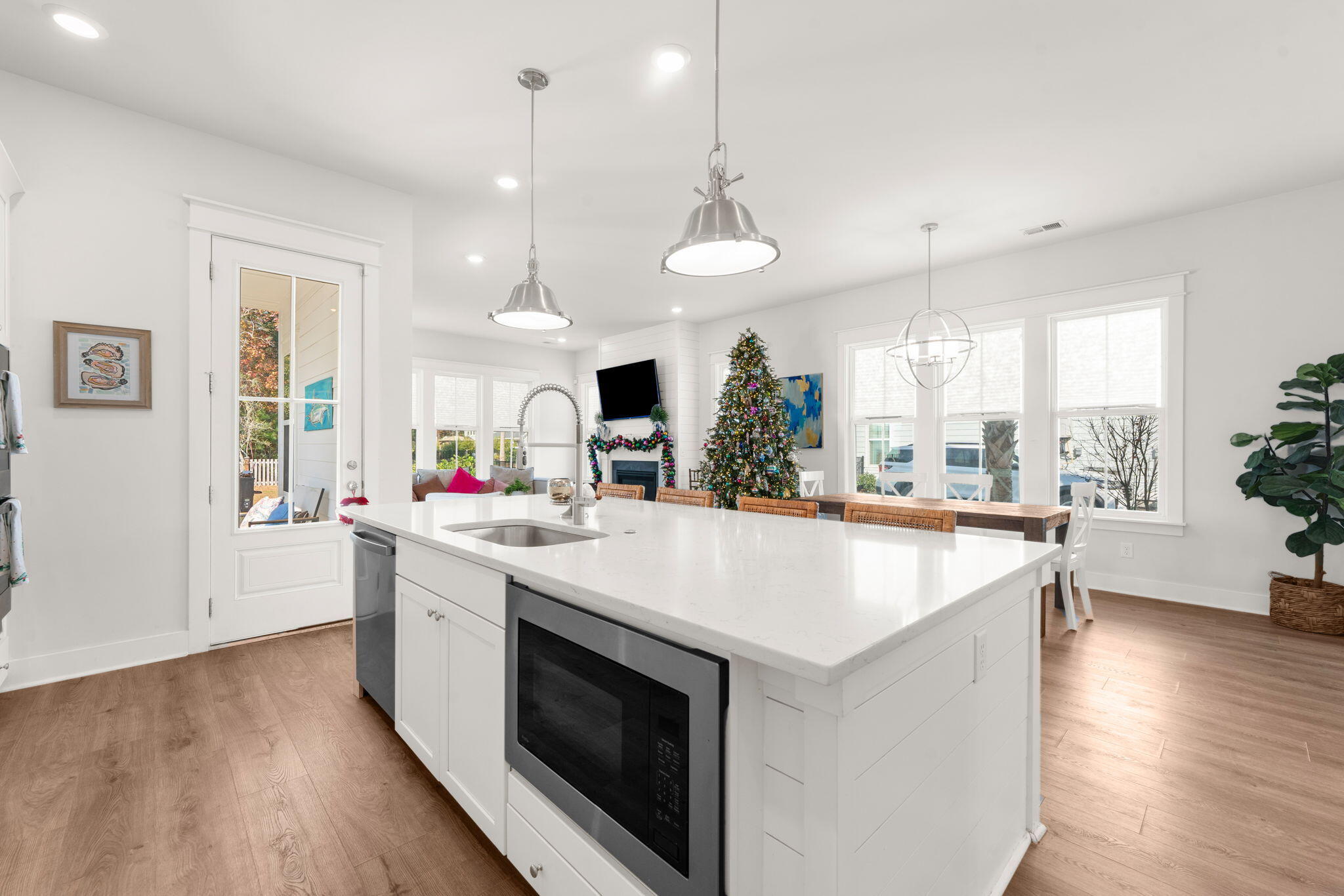 2382 Lenwick Hall Lane