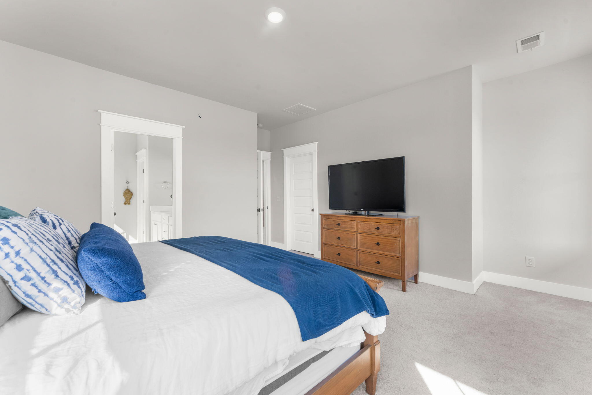 2382 Lenwick Hall Lane