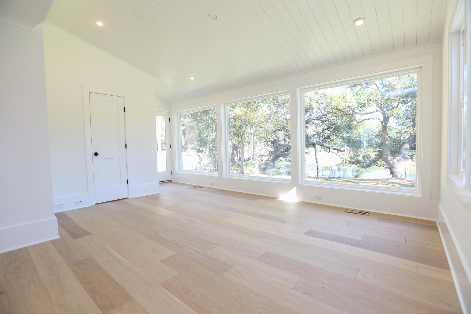 58 Indigo Point Drive