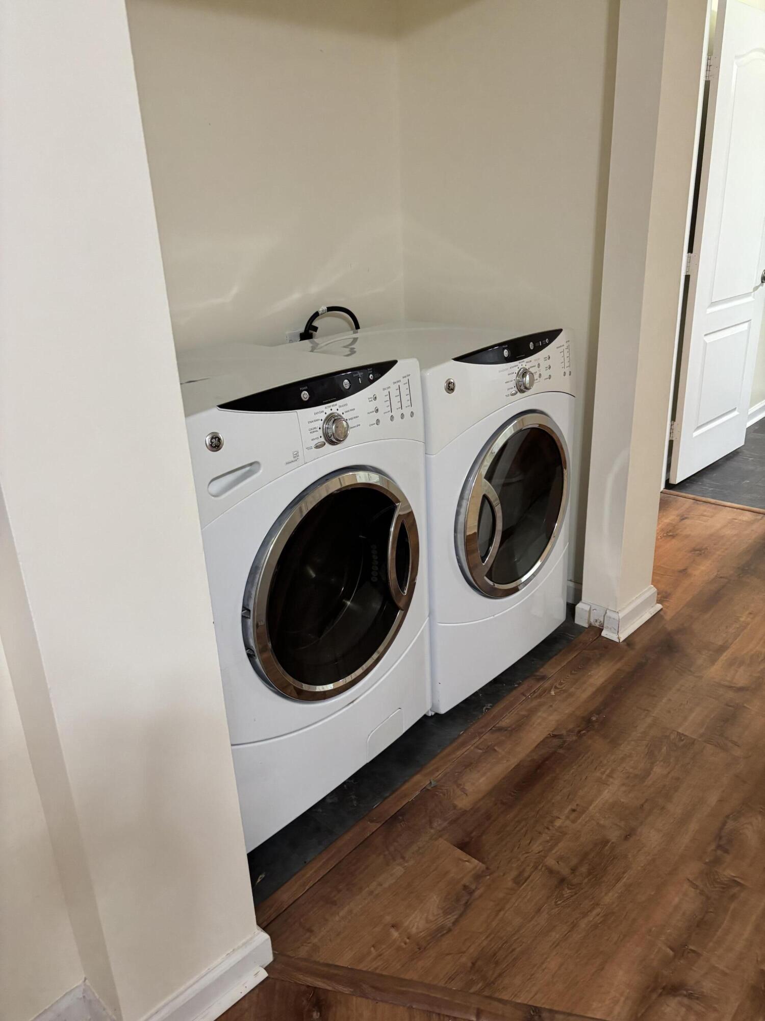 1300 Park West Blvd # 601