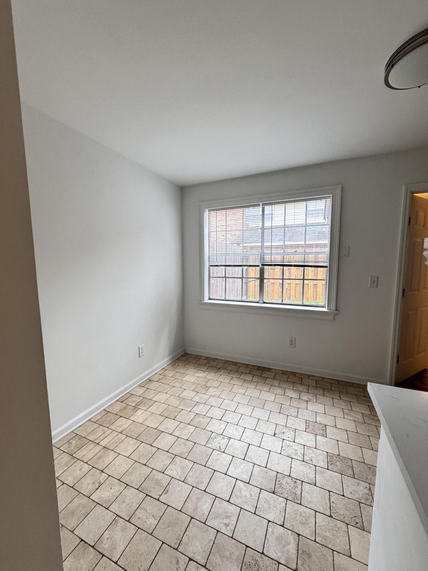 519 Parkdale Drive # I