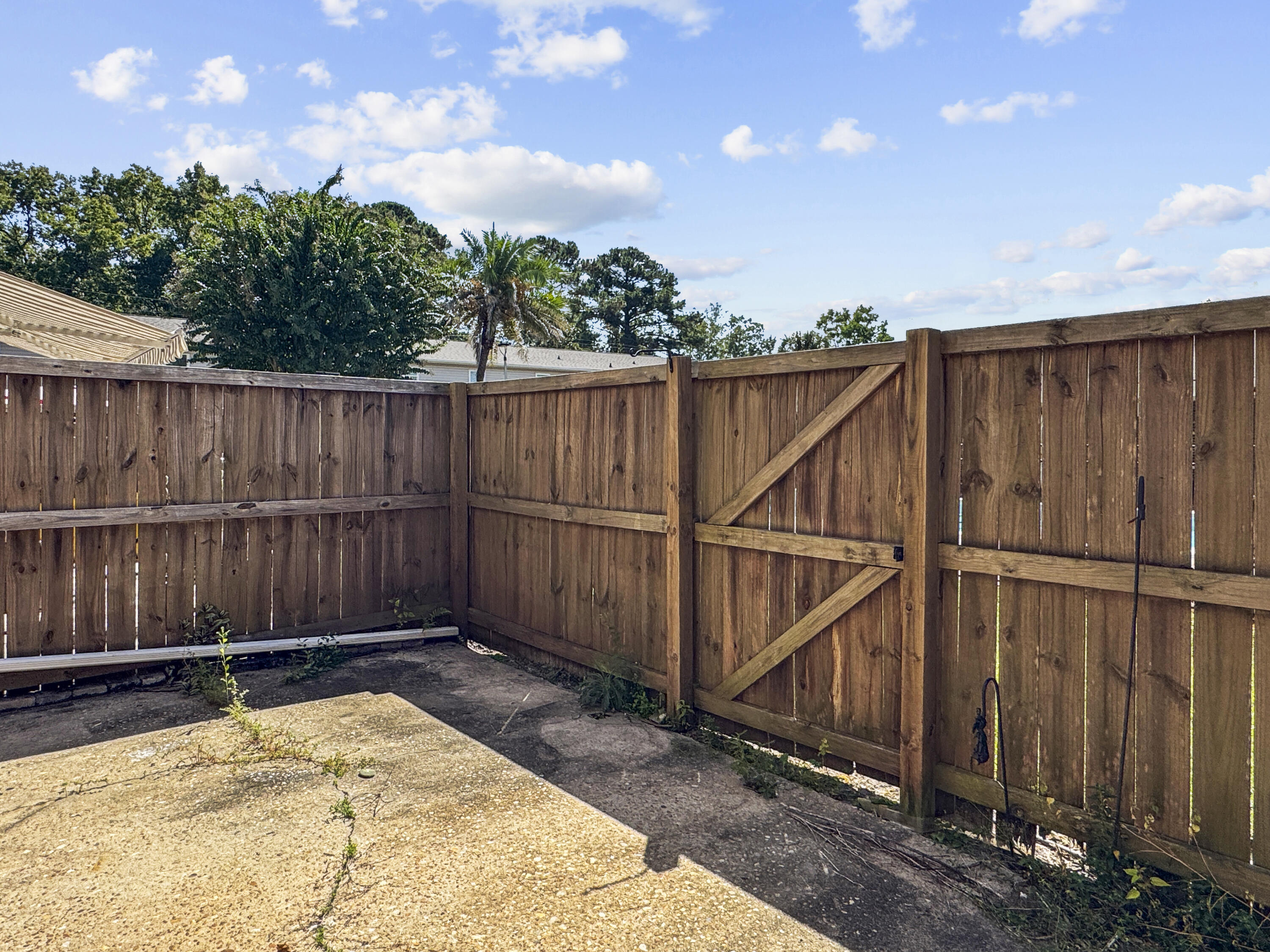 415 Parkdale Drive # 9e