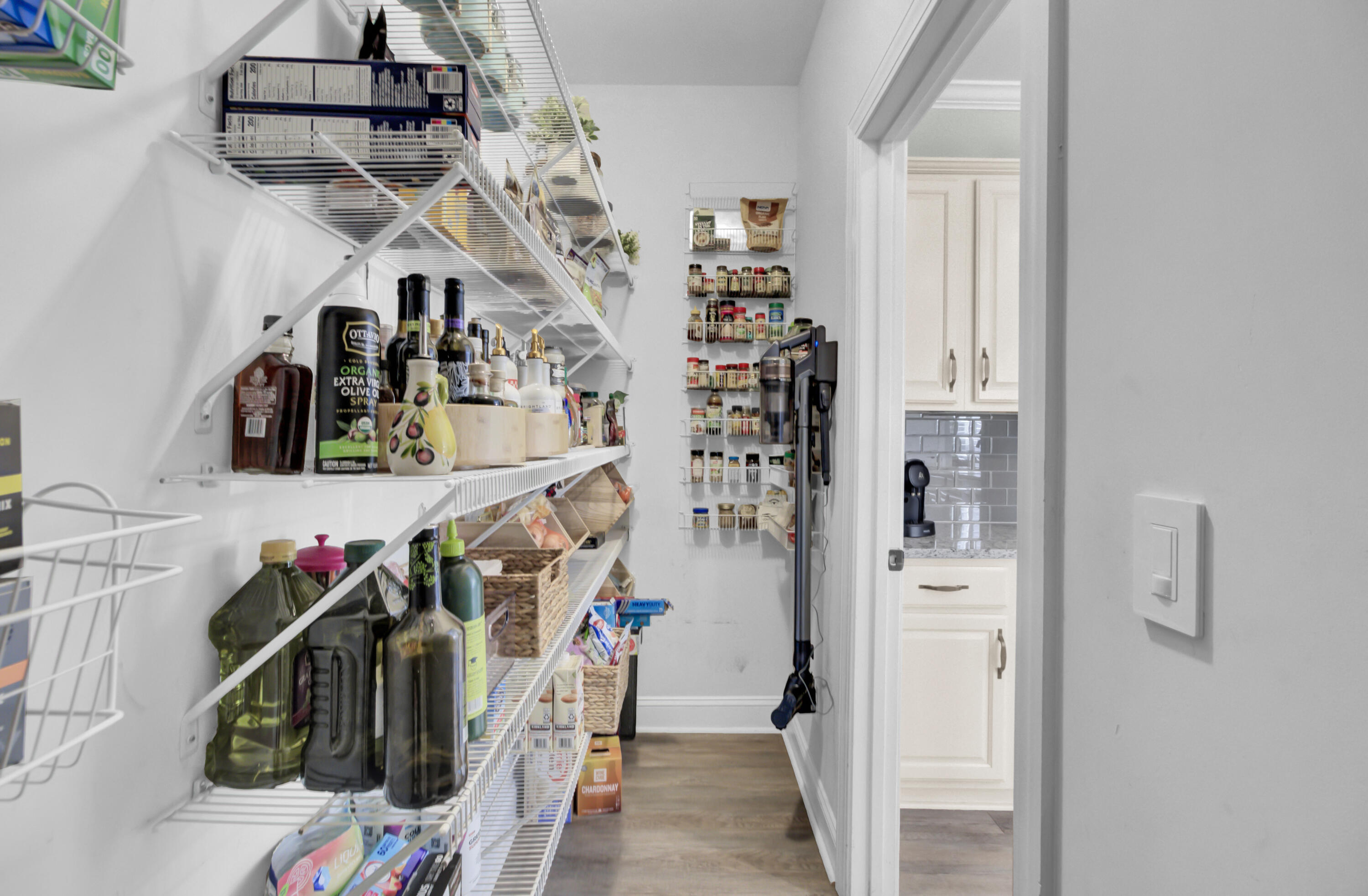 1604 Mermentau Street