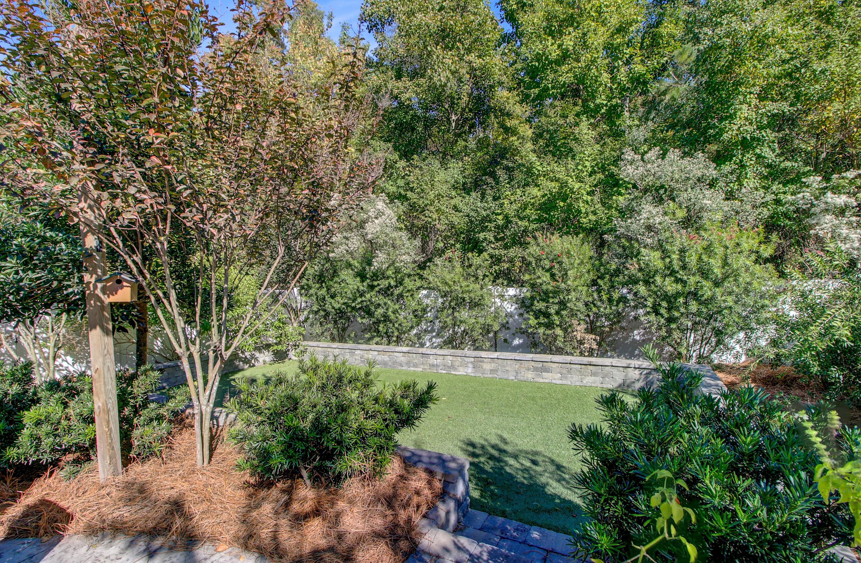 1604 Mermentau Street