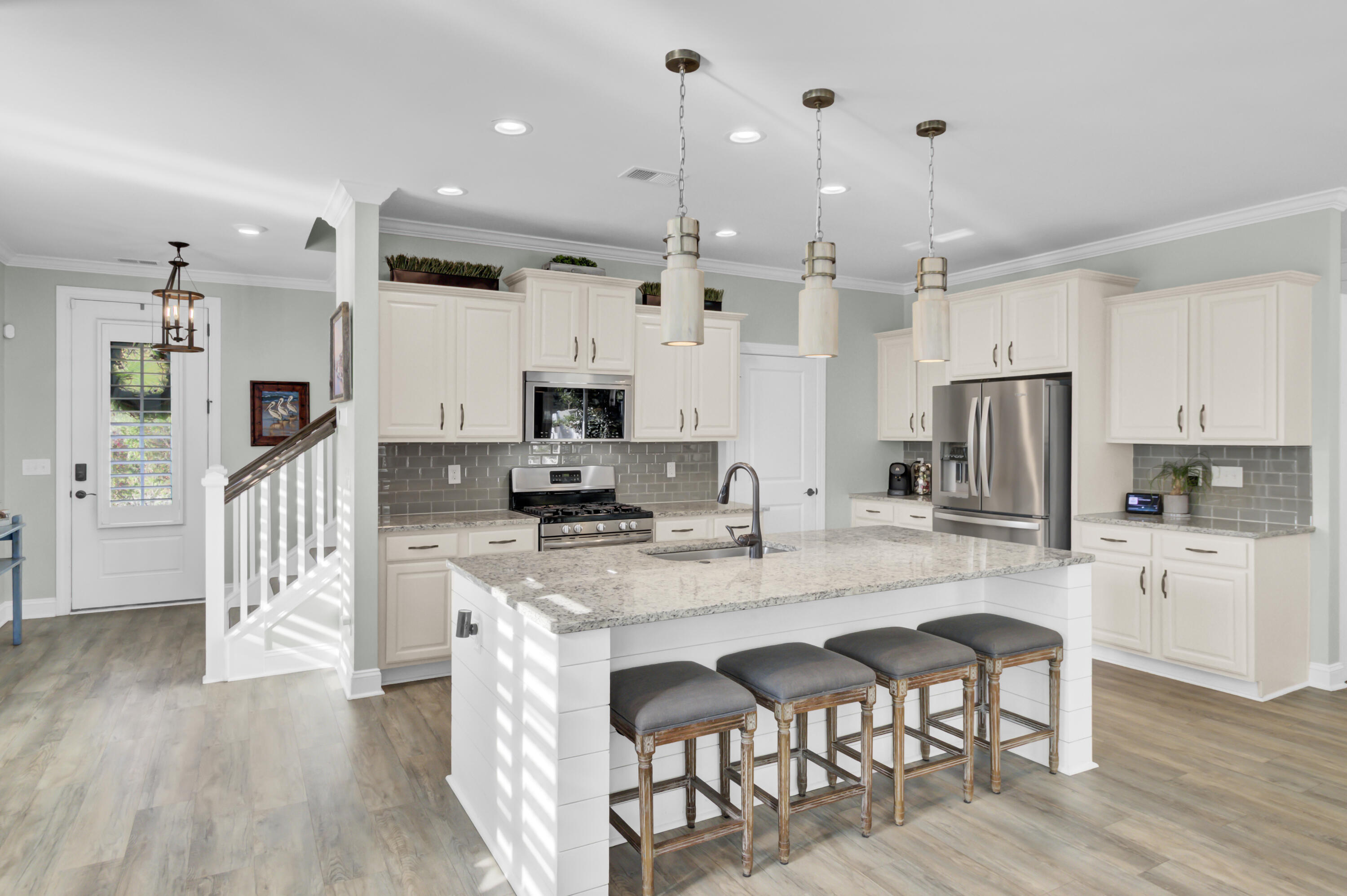 1604 Mermentau Street