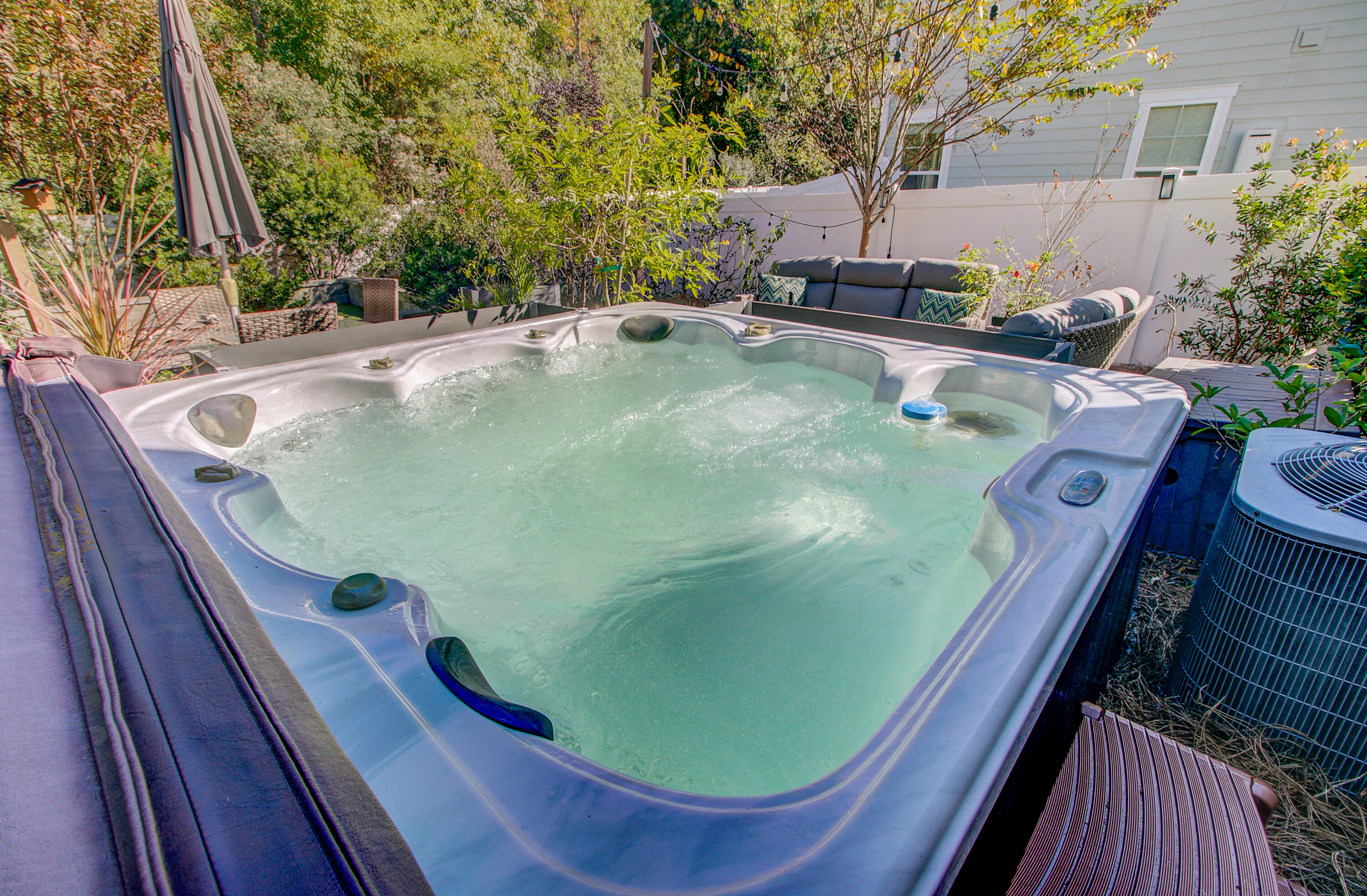 1604 Mermentau Street