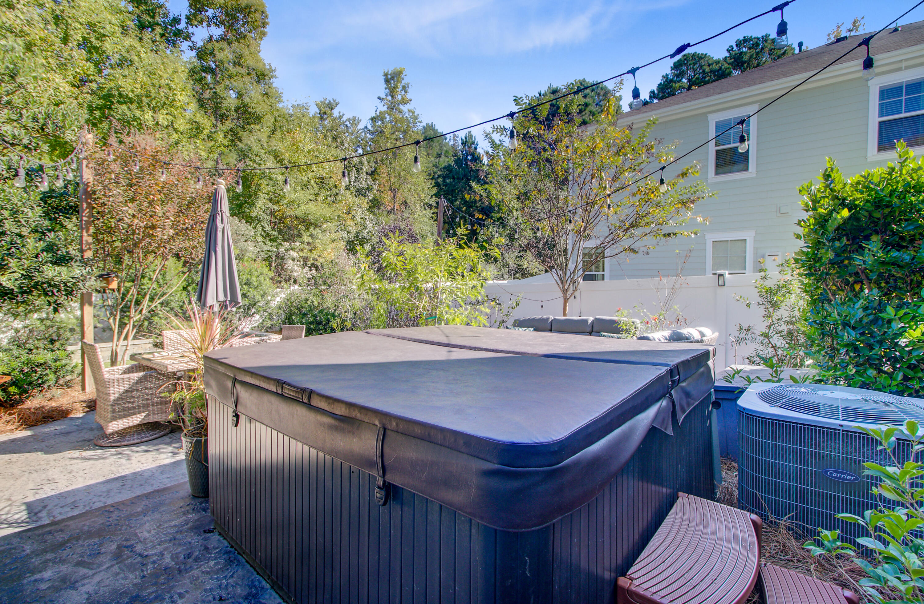 1604 Mermentau Street