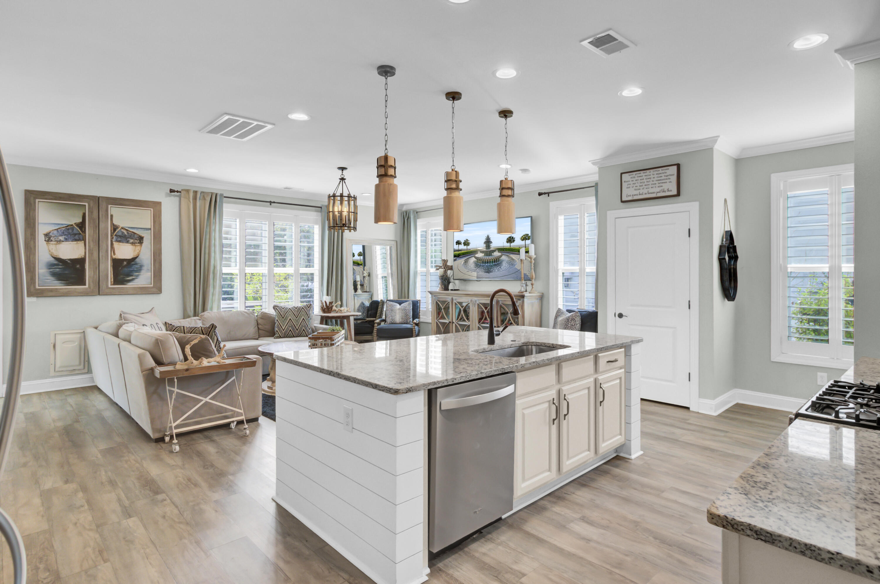 1604 Mermentau Street