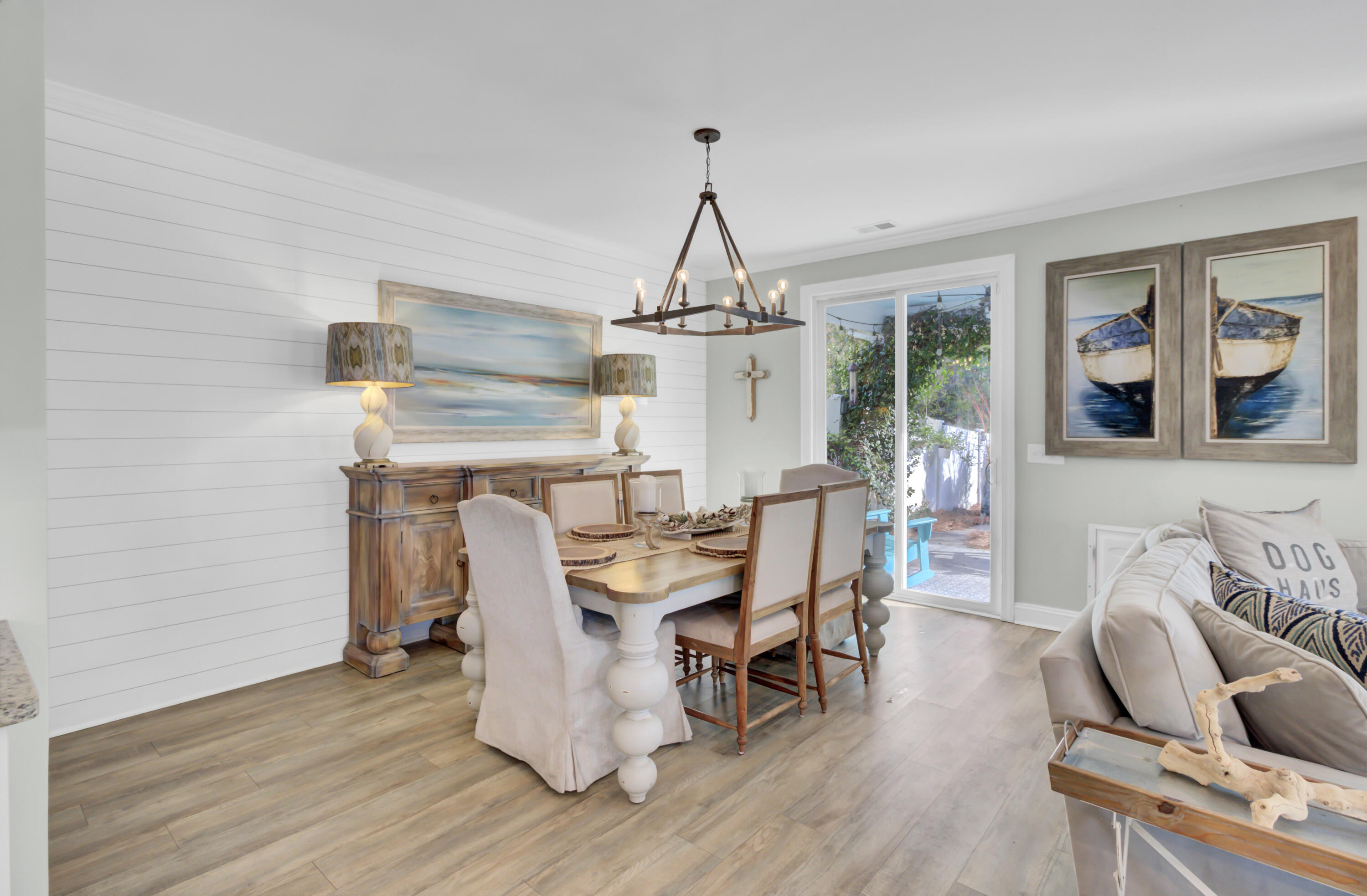 1604 Mermentau Street