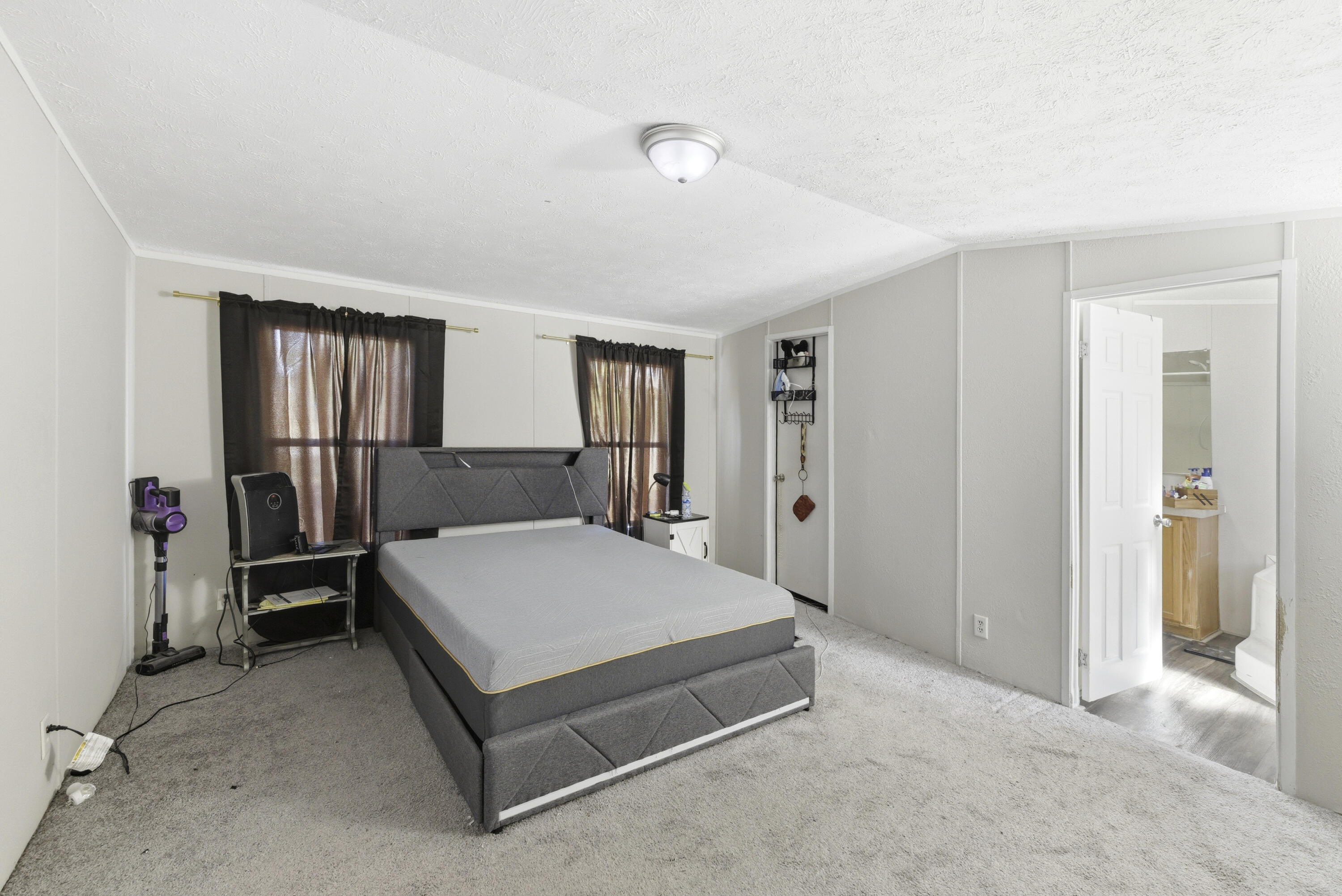 525 Hendrix Mill Road