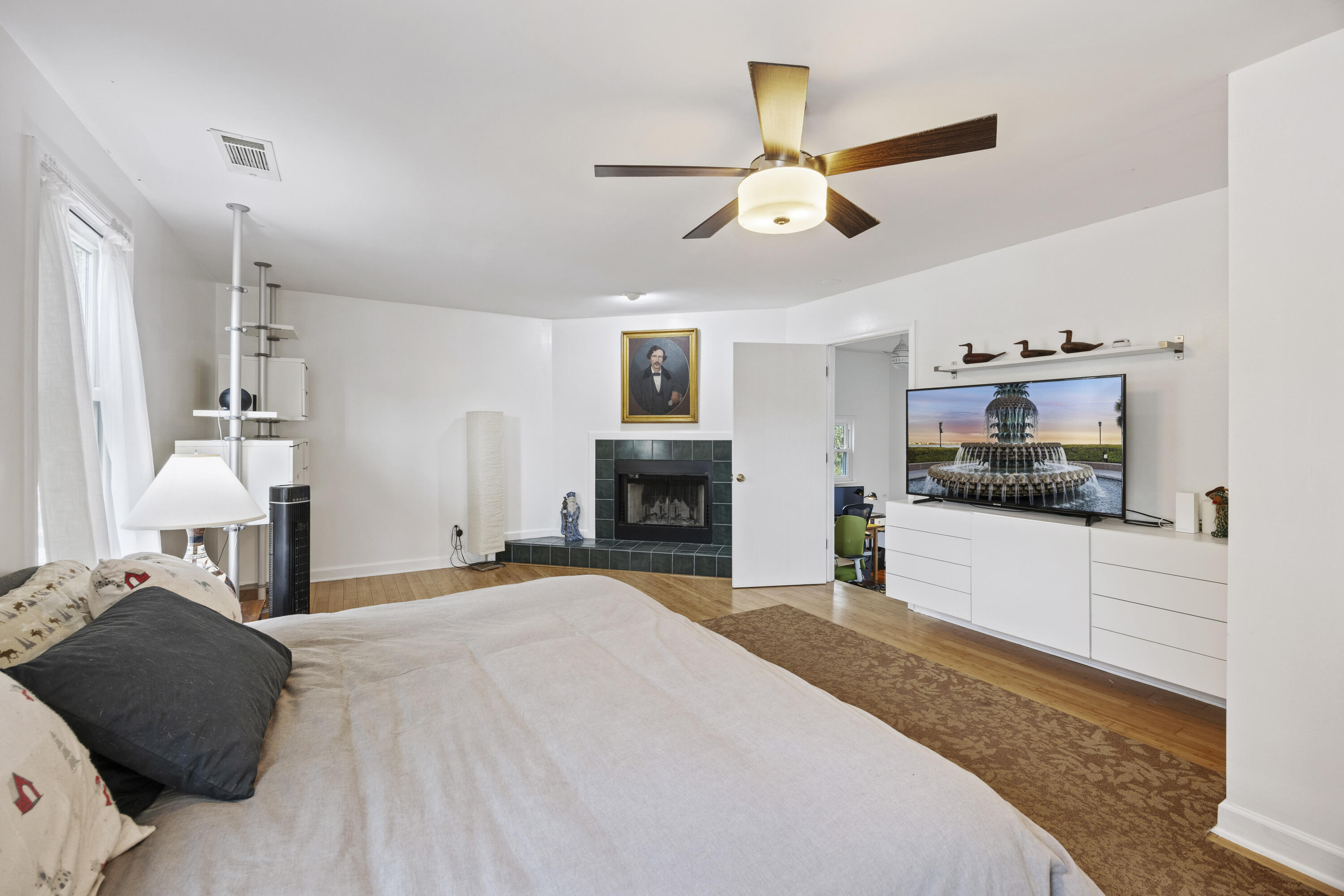 683 Edmonds Drive