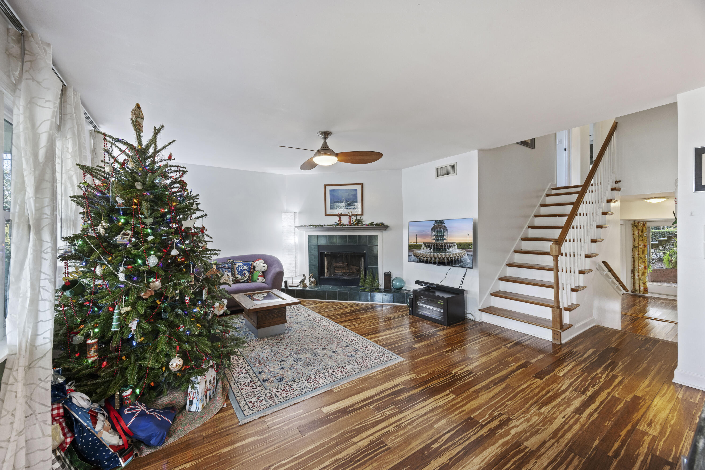 683 Edmonds Drive