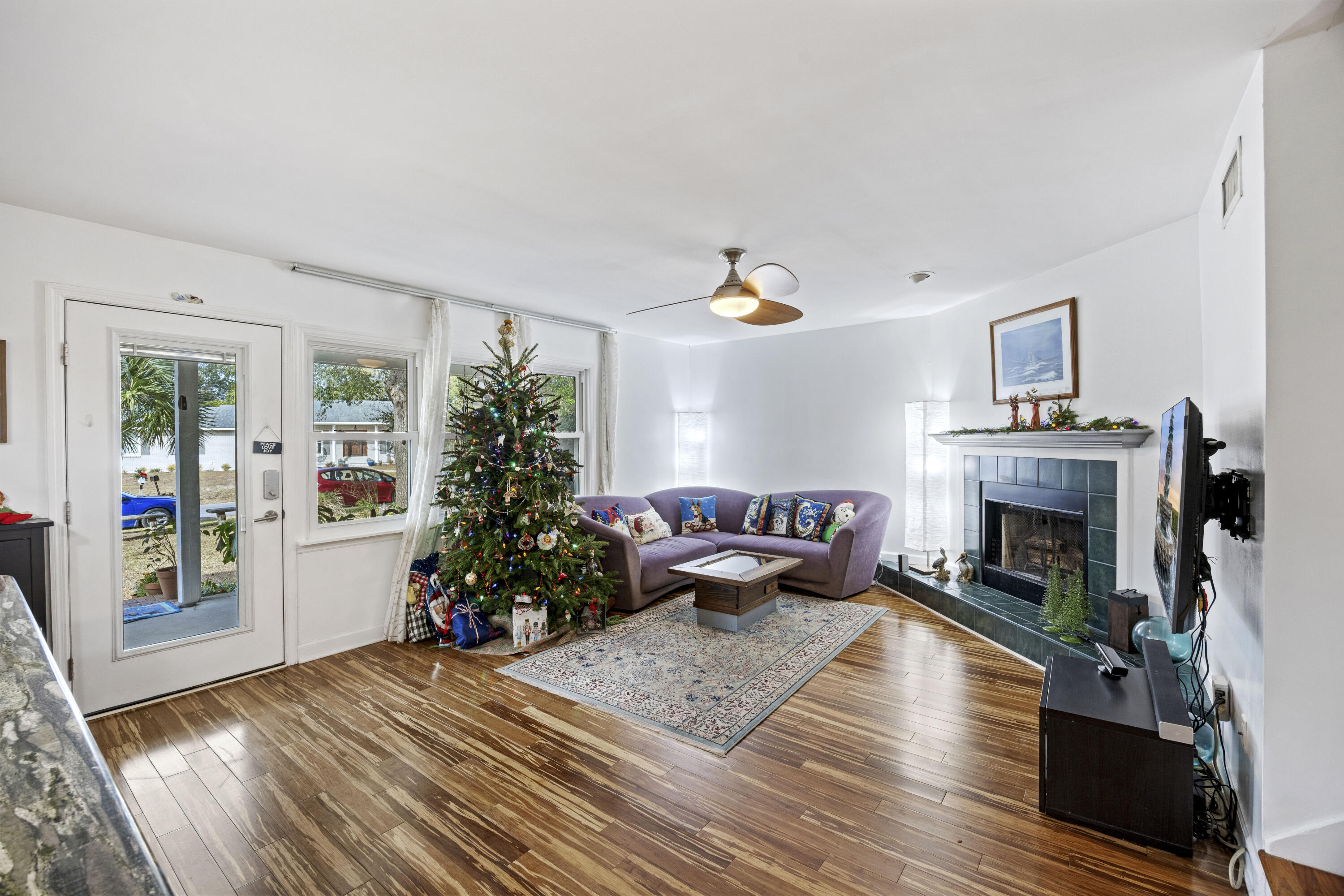 683 Edmonds Drive