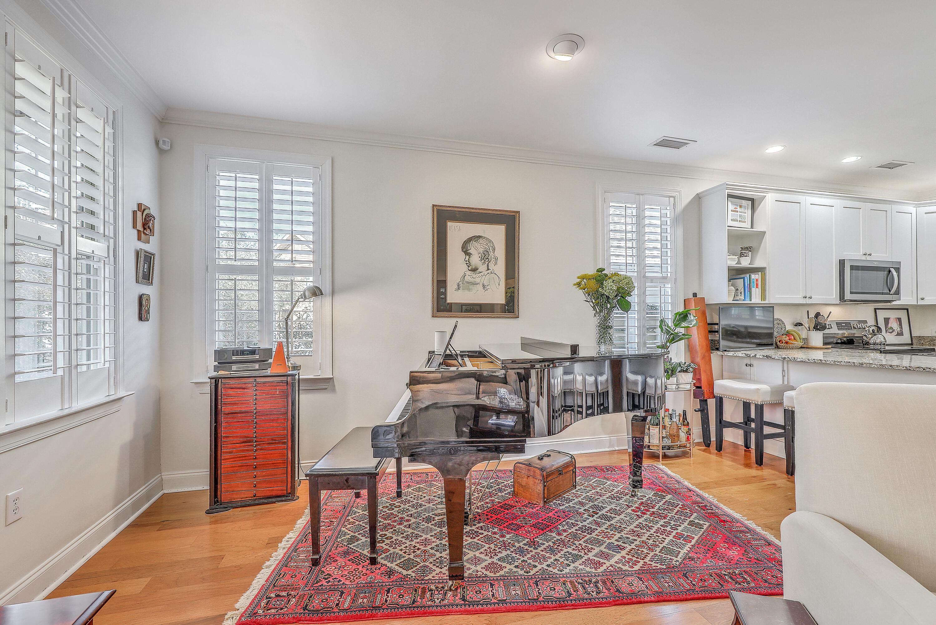 5519 Colonial Chatsworth Circle