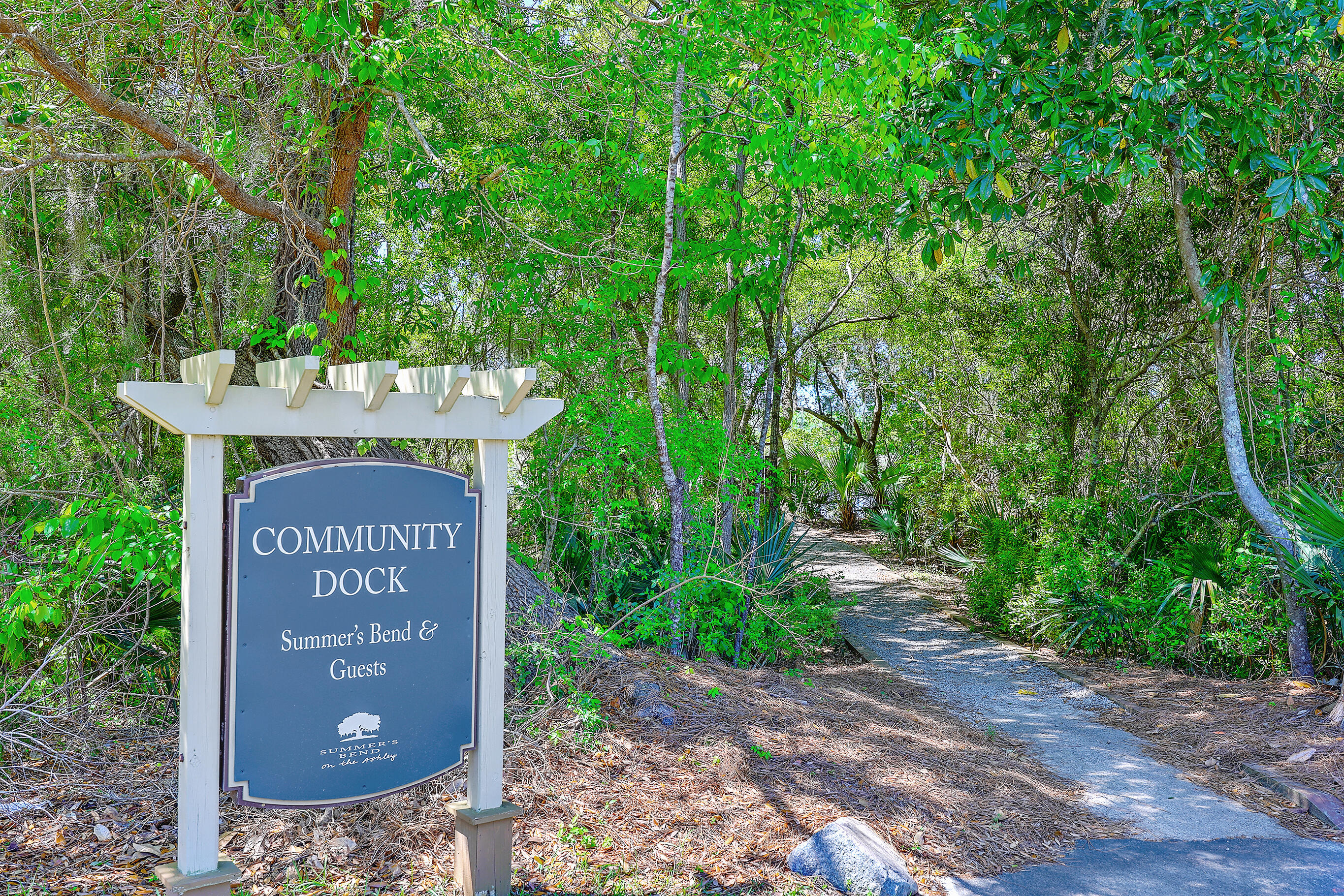 5519 Colonial Chatsworth Circle