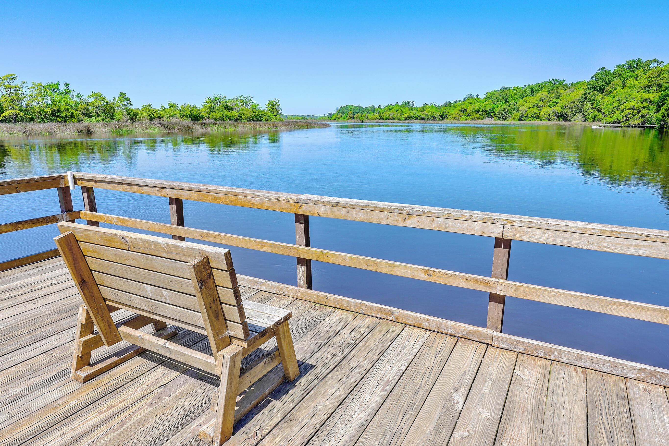 5519 Colonial Chatsworth Circle