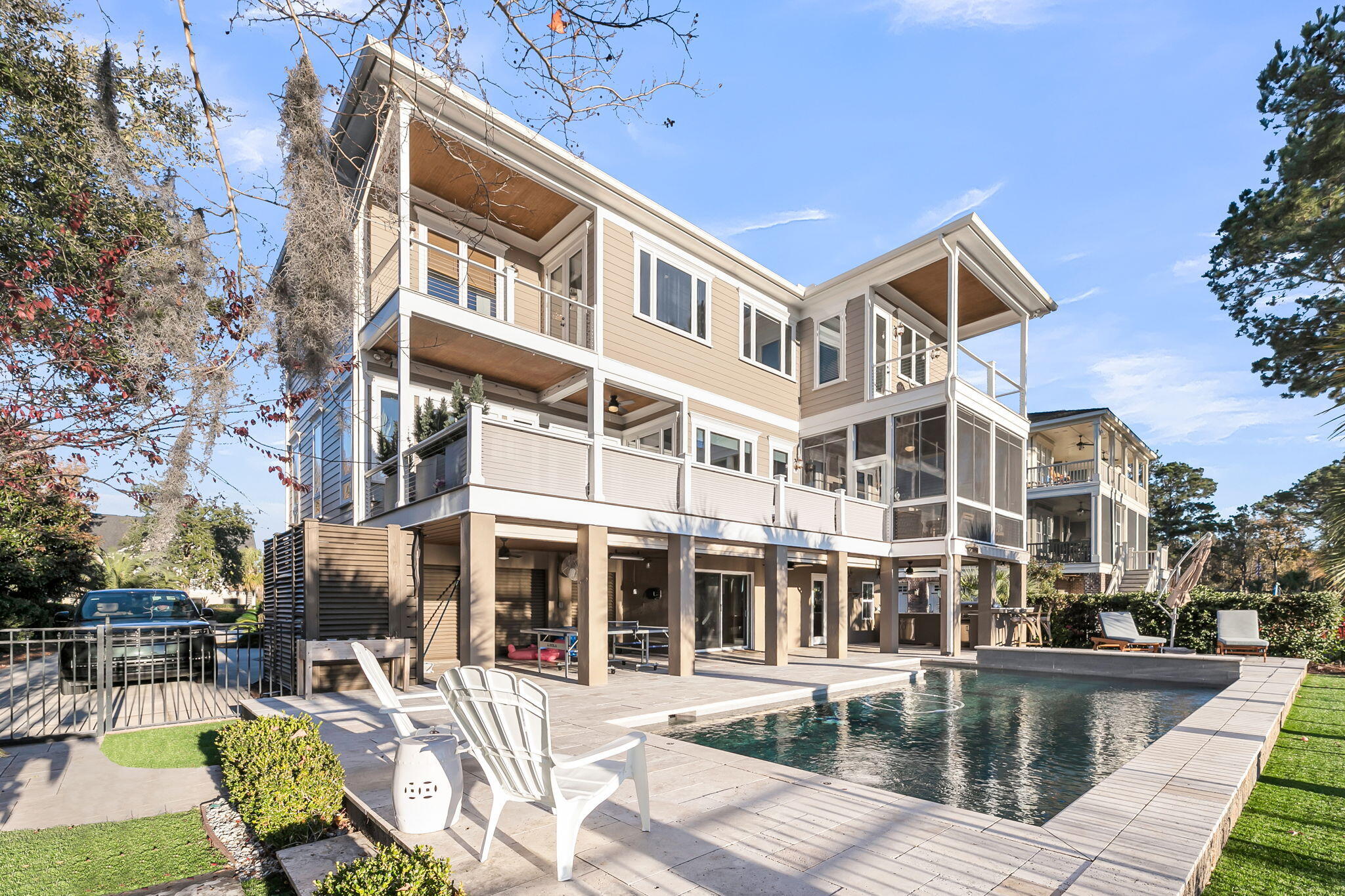 1584 Rivertowne Country Club Drive