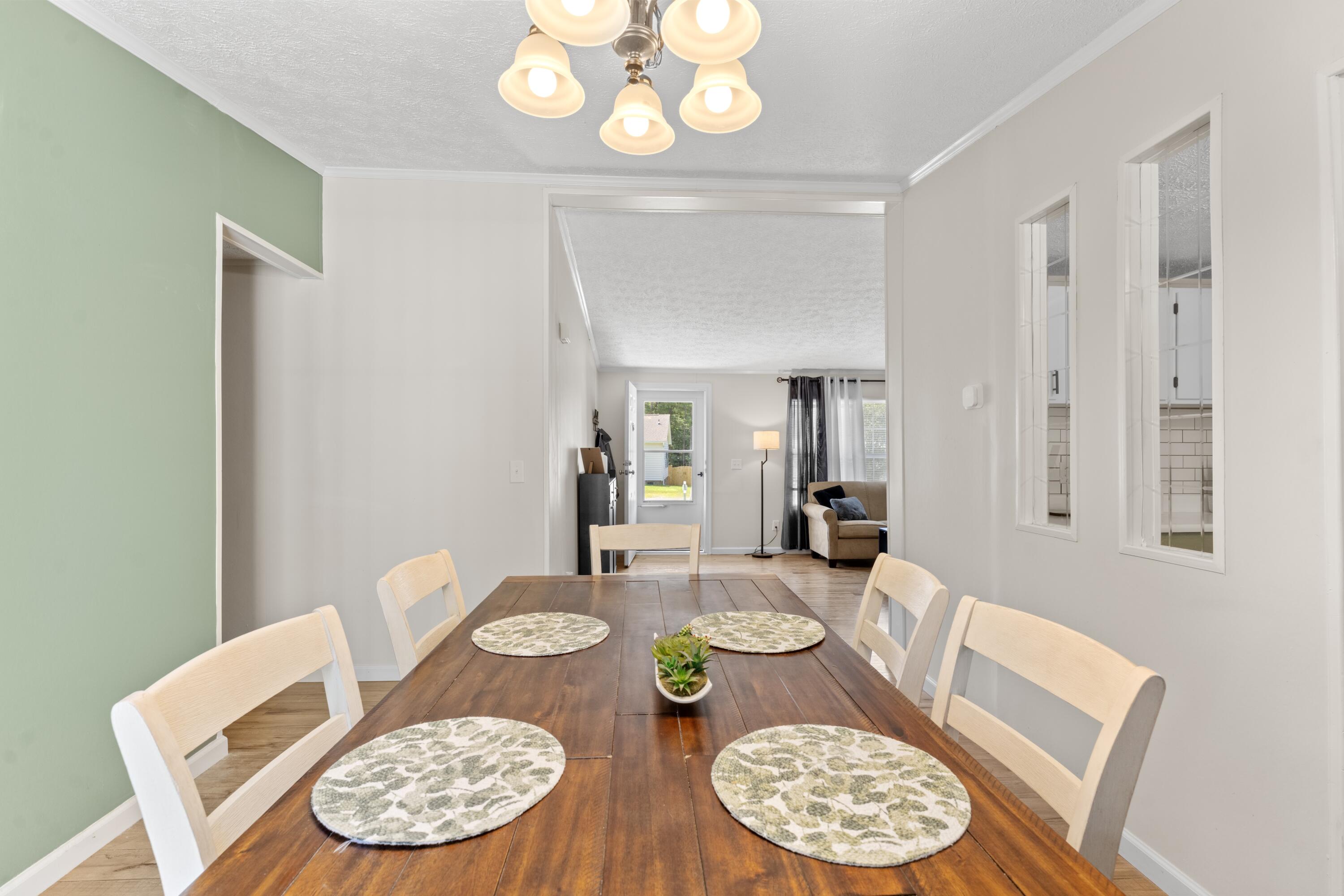 126 Fall Creek Boulevard