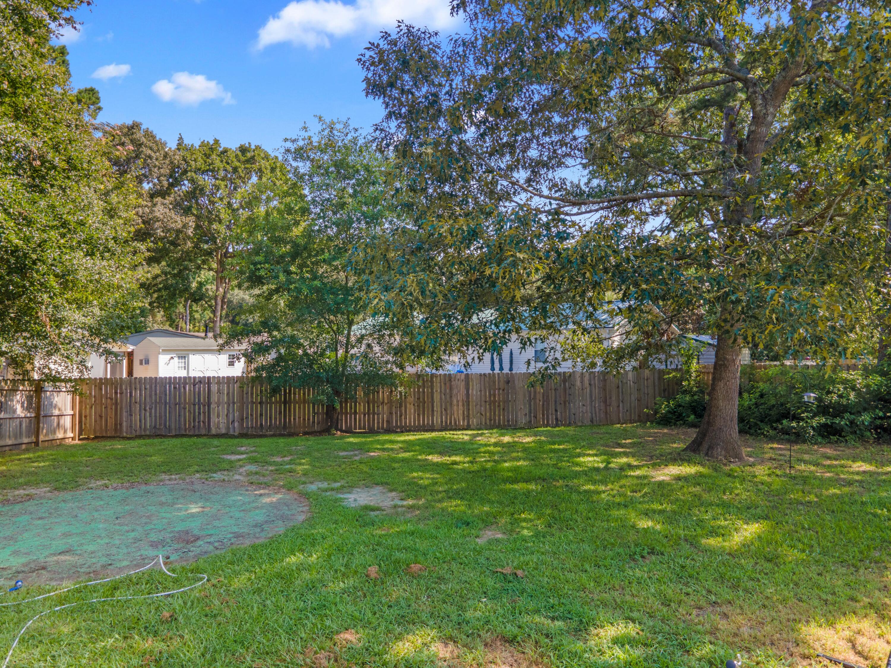 126 Fall Creek Boulevard