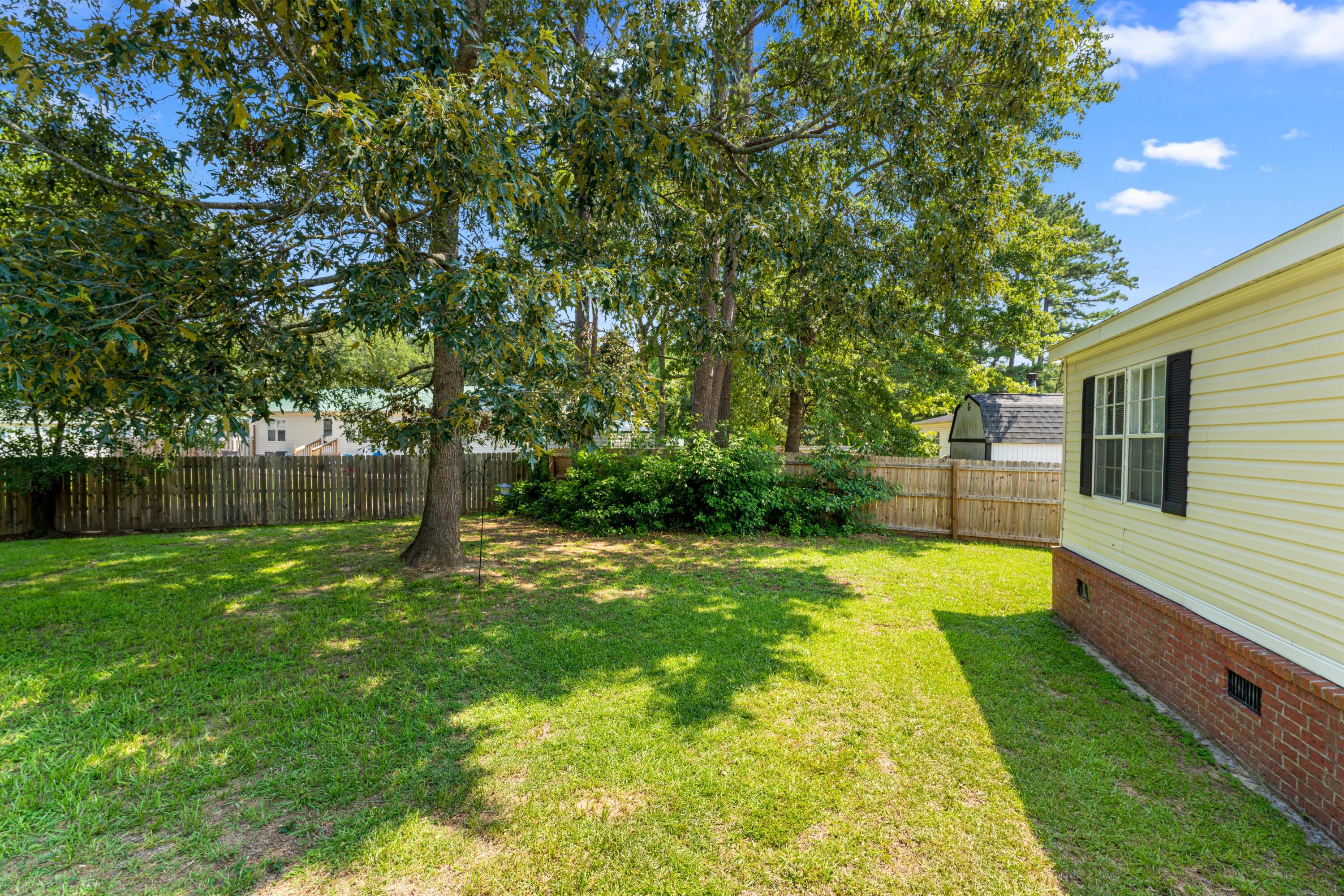 126 Fall Creek Boulevard