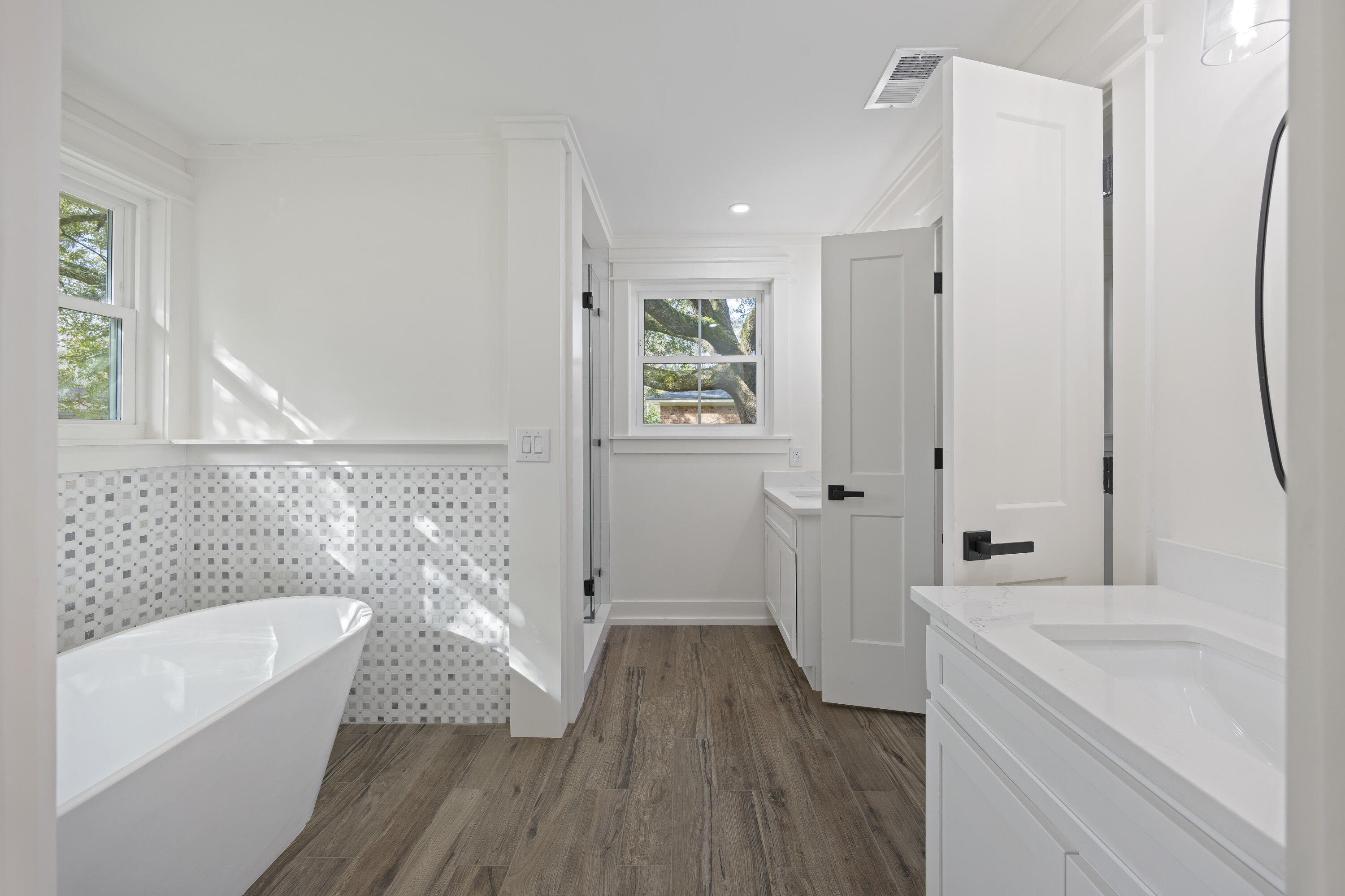 1328 Hermitage Avenue