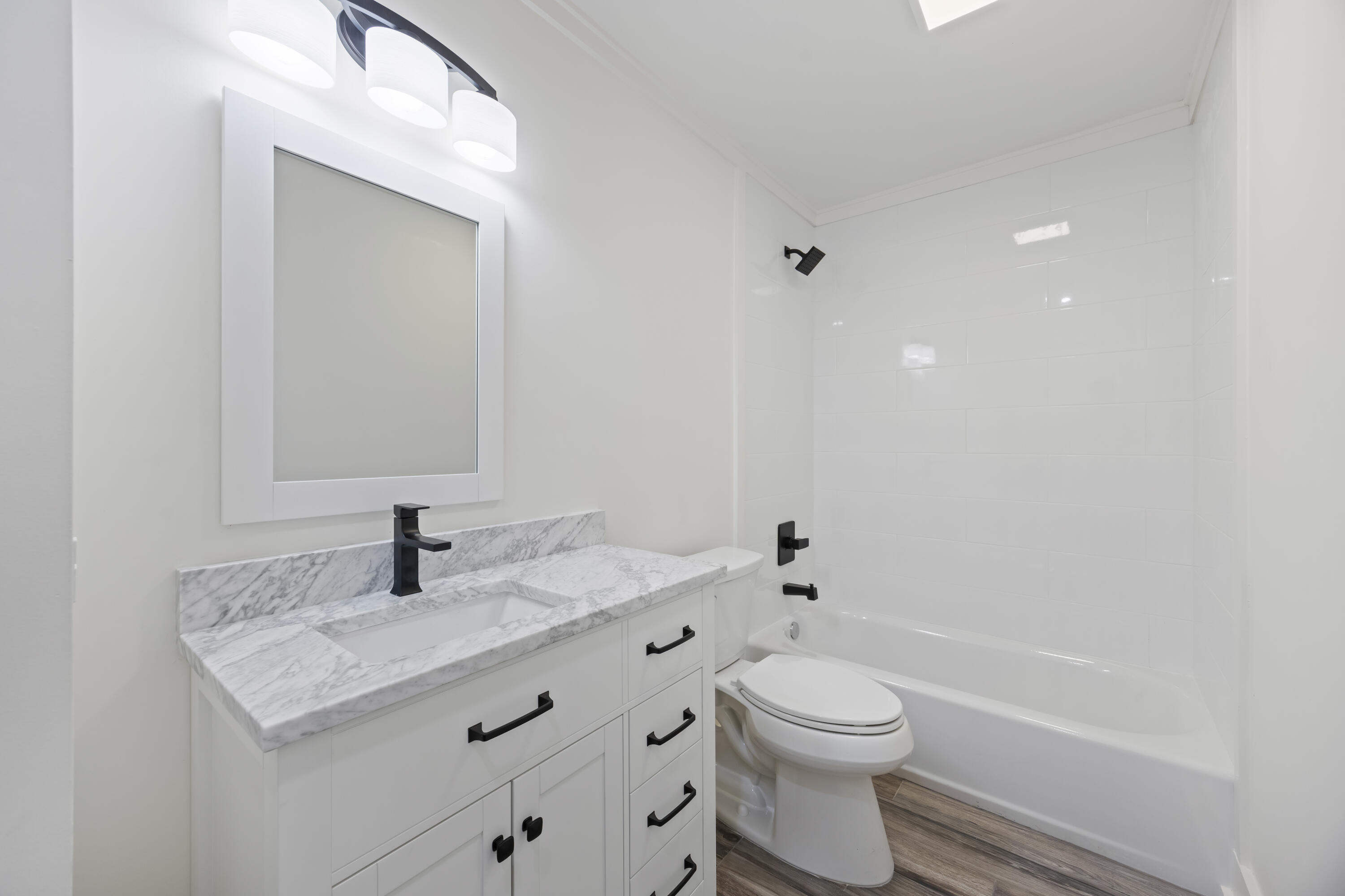 1328 Hermitage Avenue