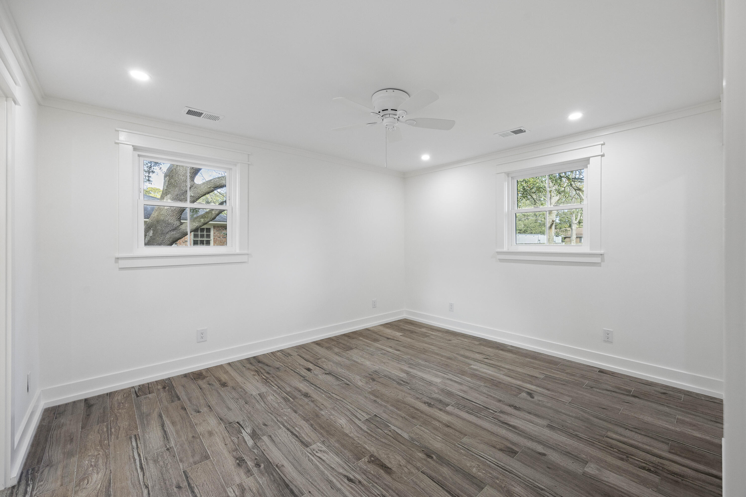 1328 Hermitage Avenue