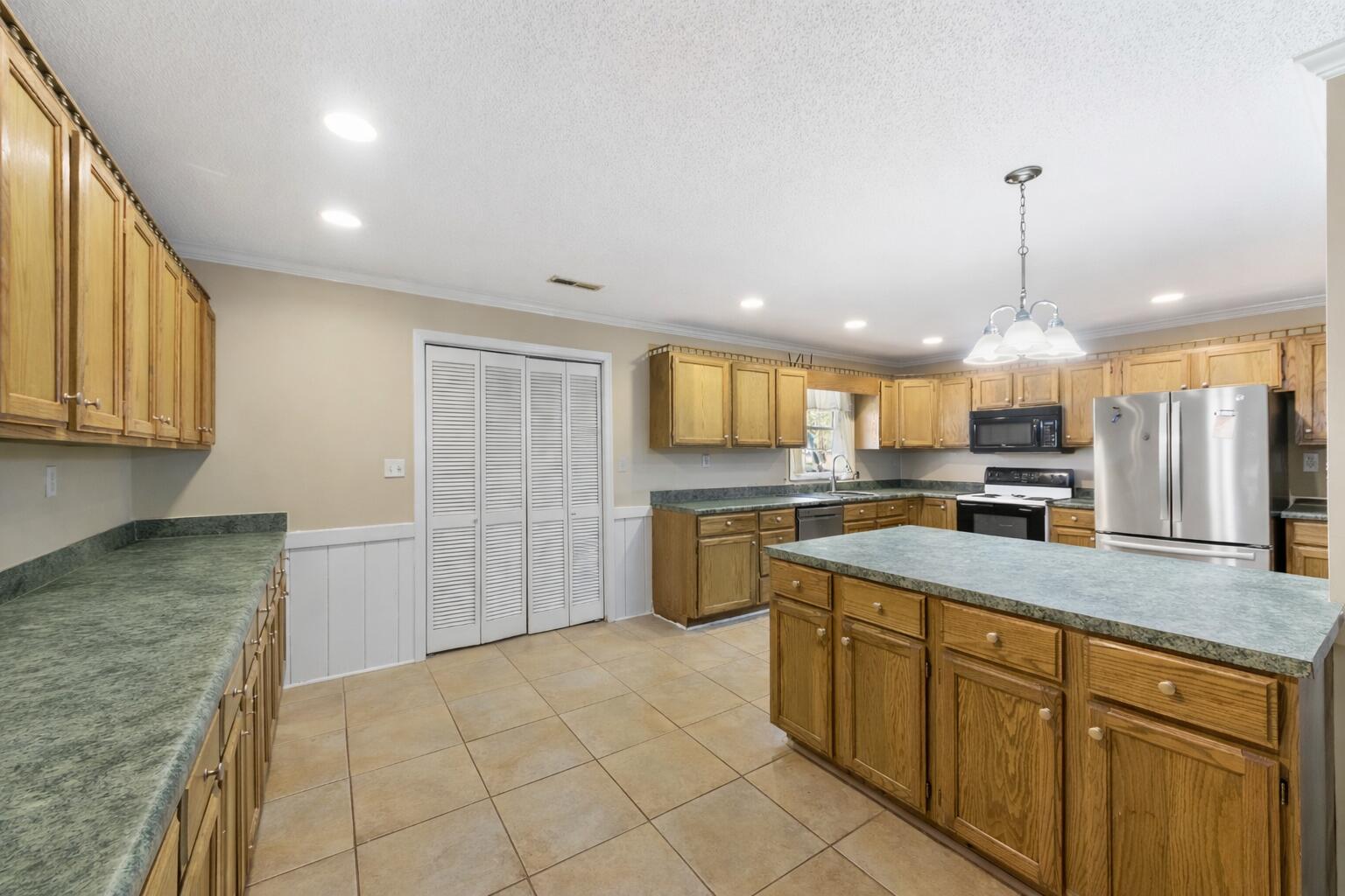 630 Grandfather Lane