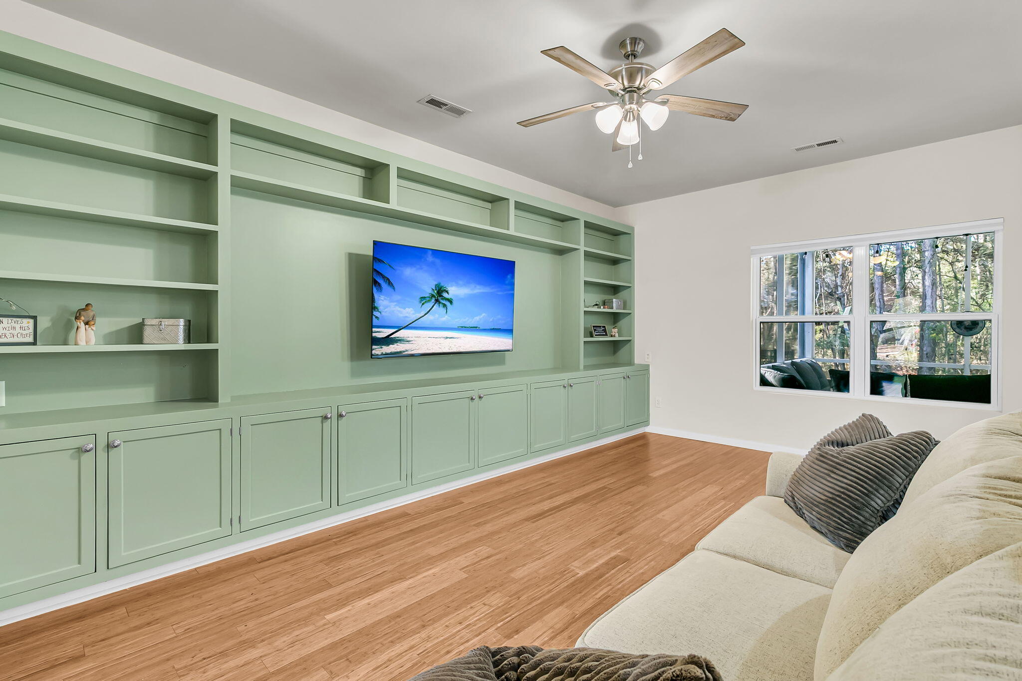 1026 Bennington Drive