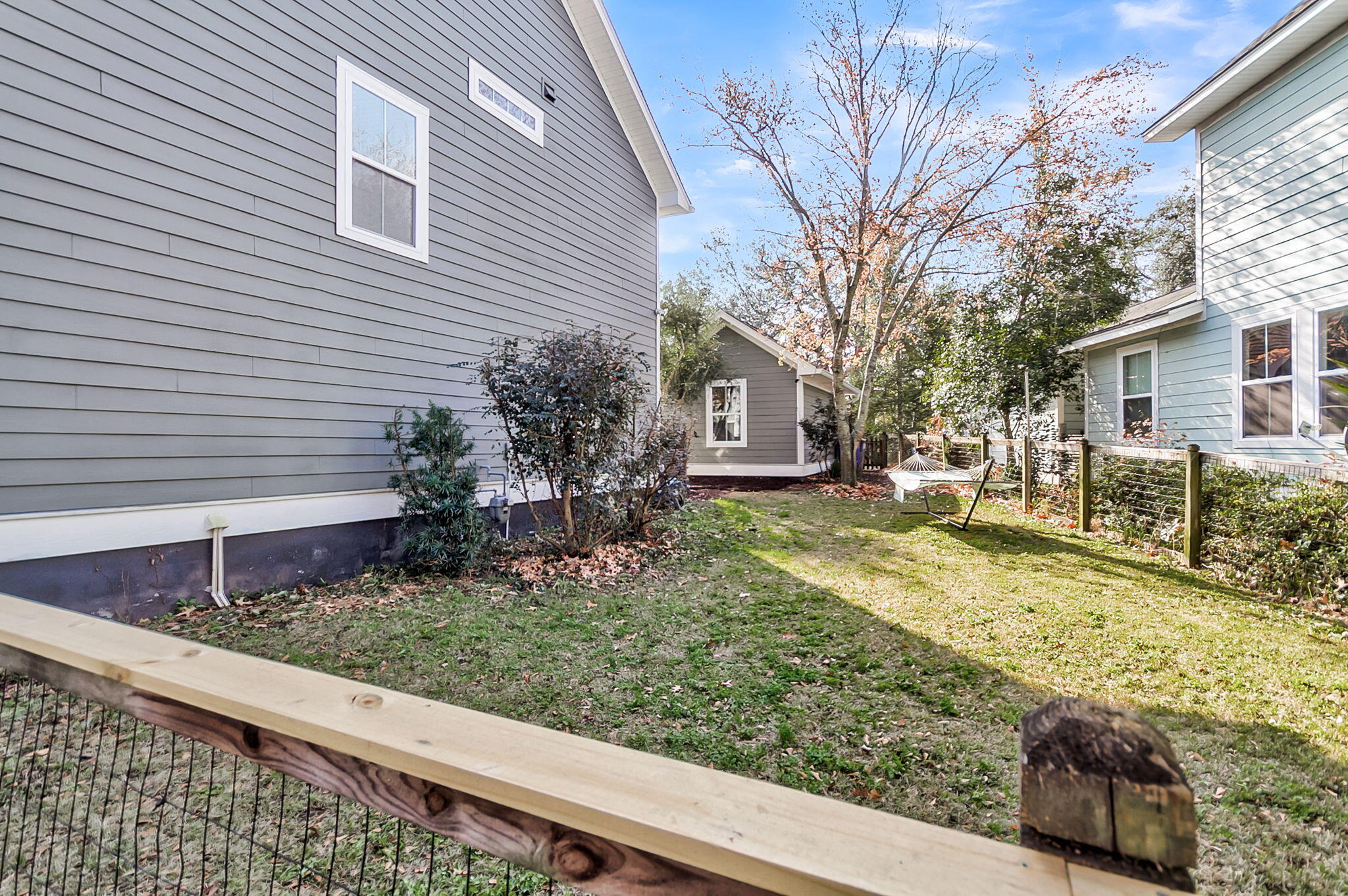 5304 E Dolphin Street