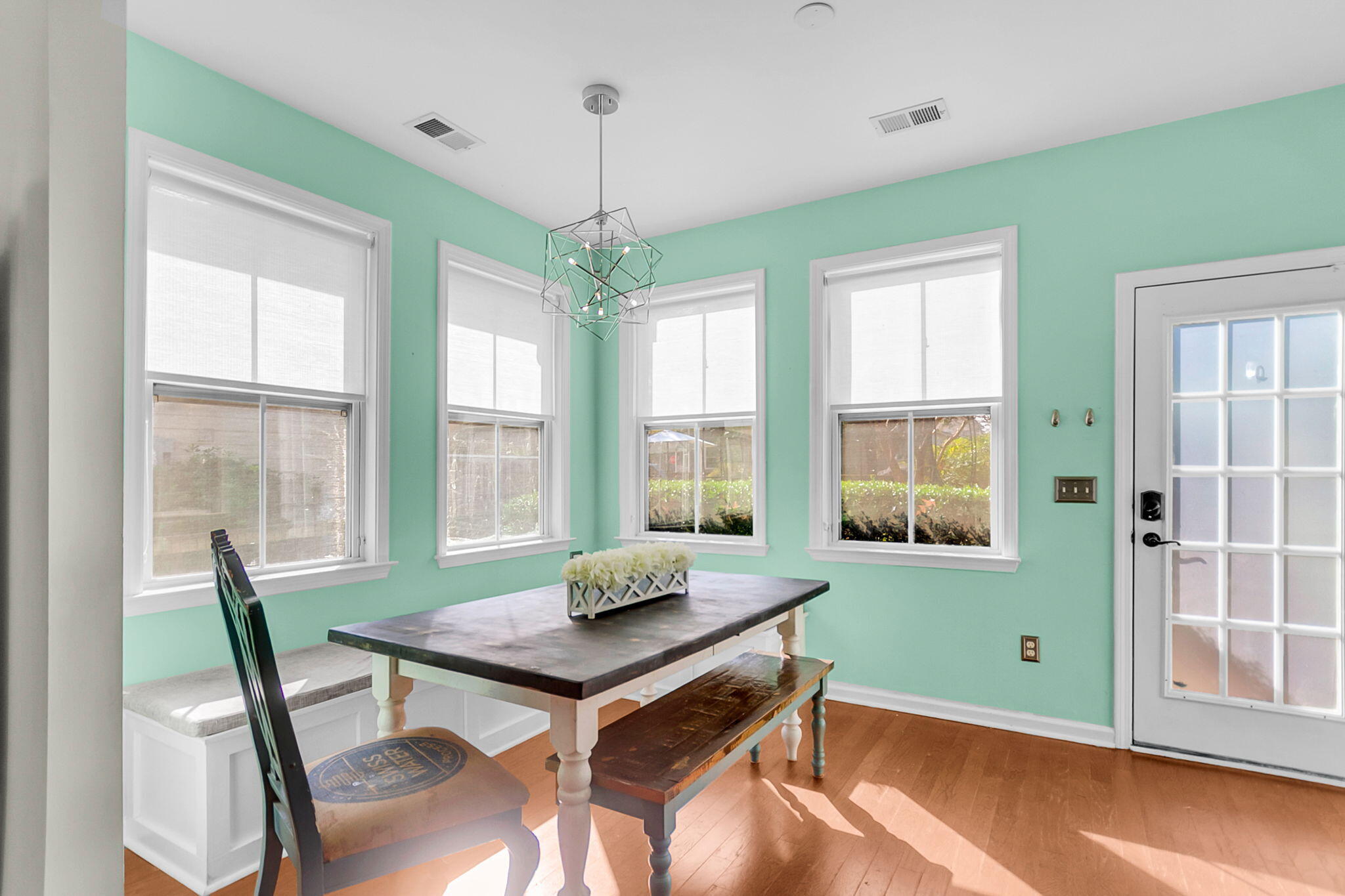 5304 E Dolphin Street