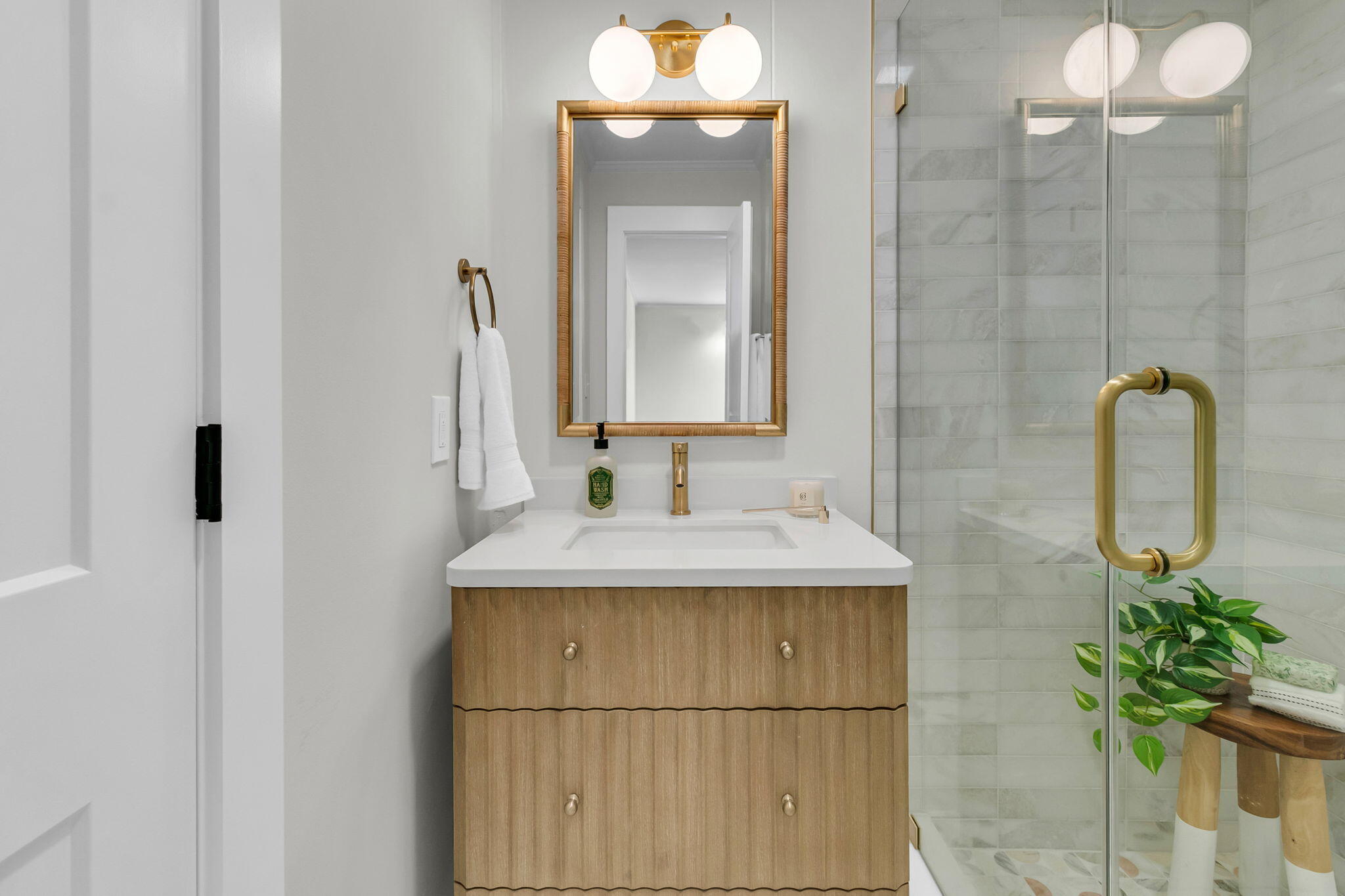 259 E Bay Street # 1a