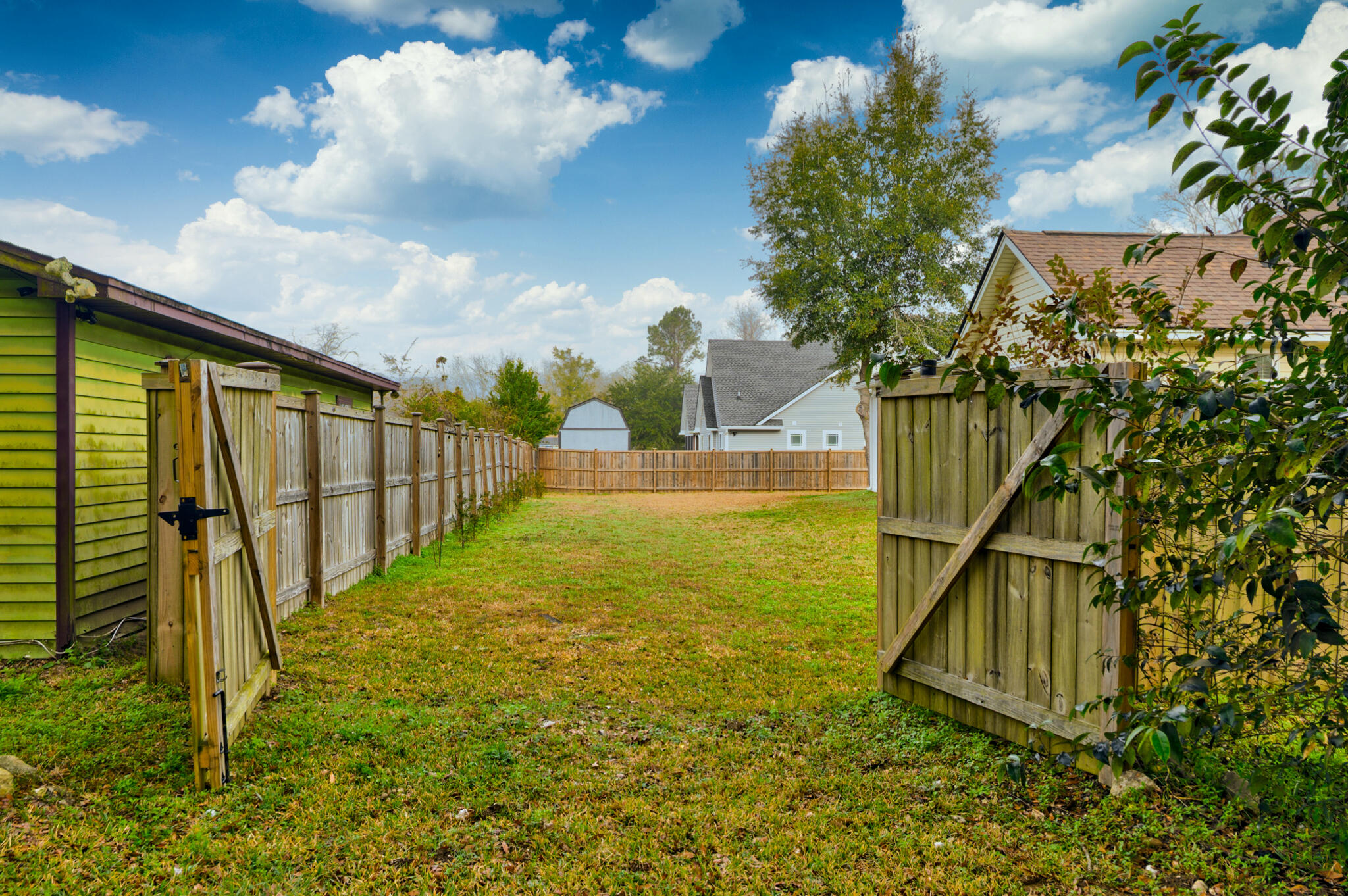 1050 Ben Road