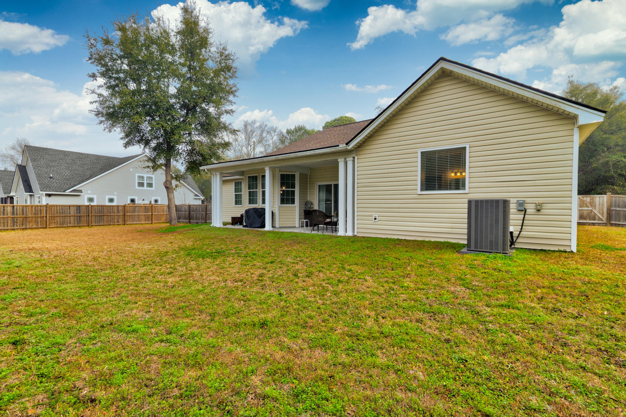 1050 Ben Road