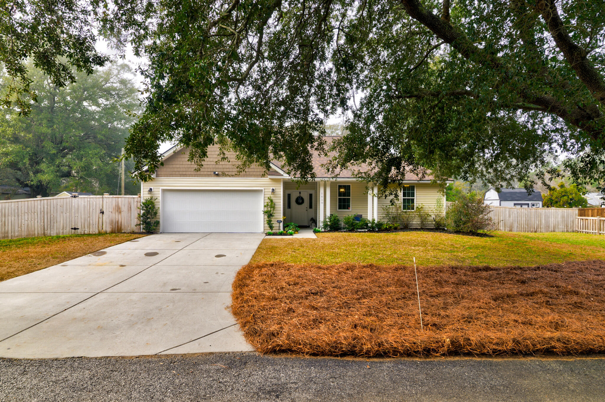 1050 Ben Road