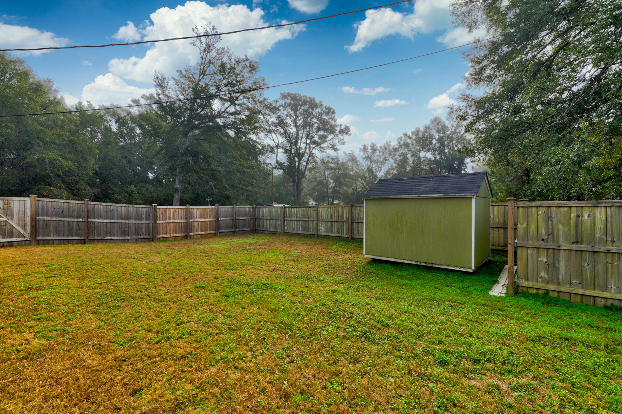 1050 Ben Road
