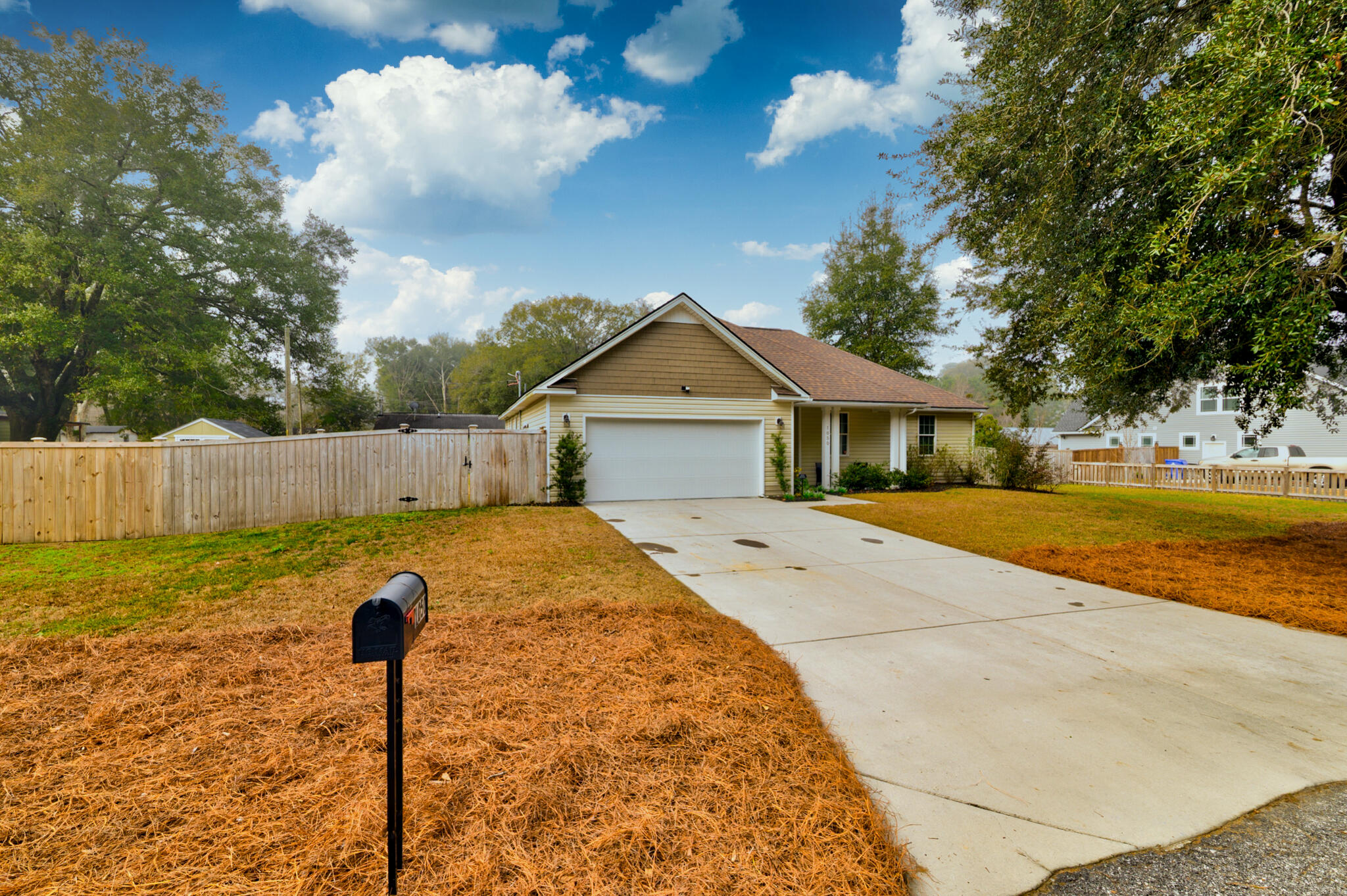 1050 Ben Road
