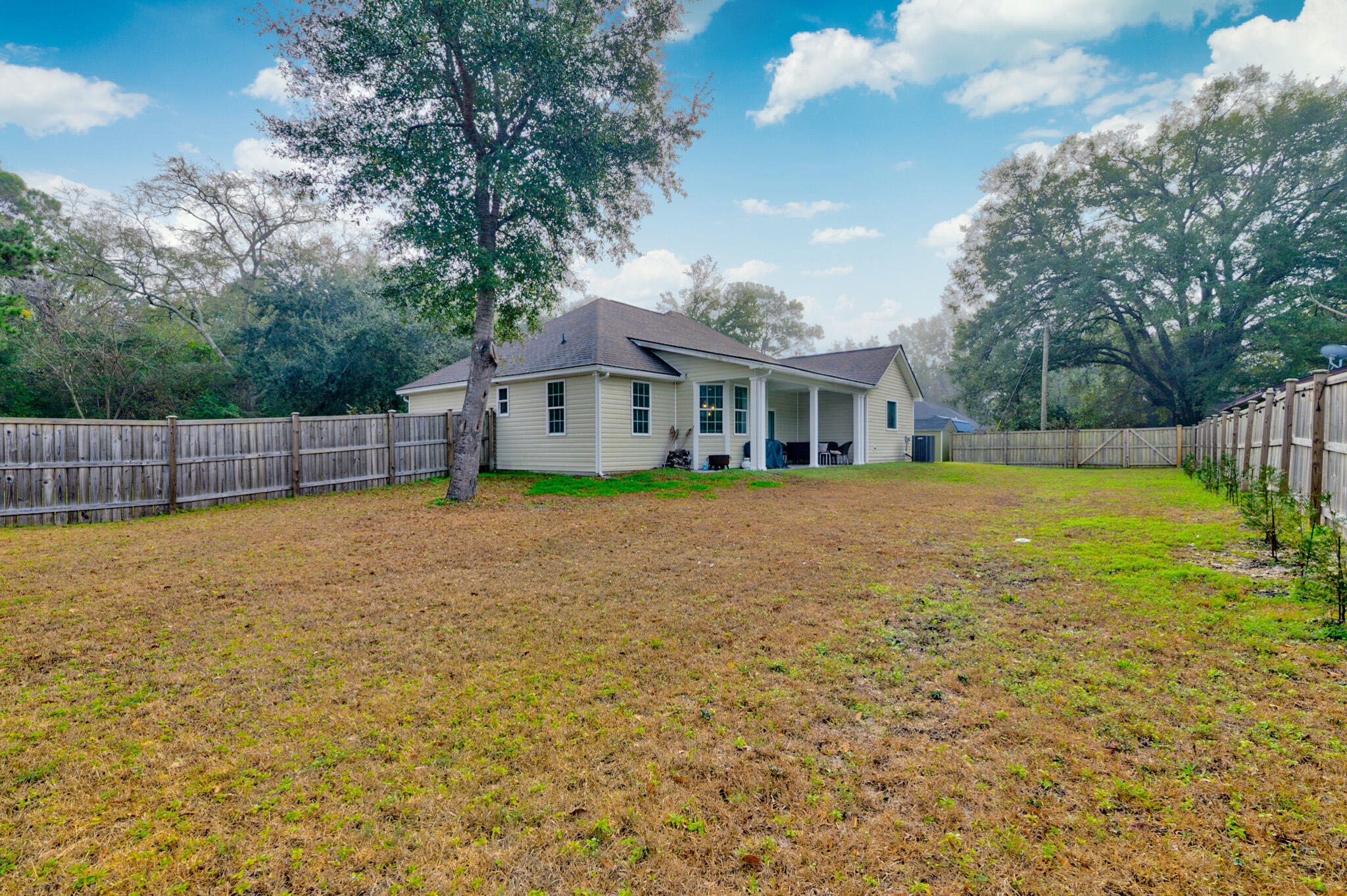 1050 Ben Road
