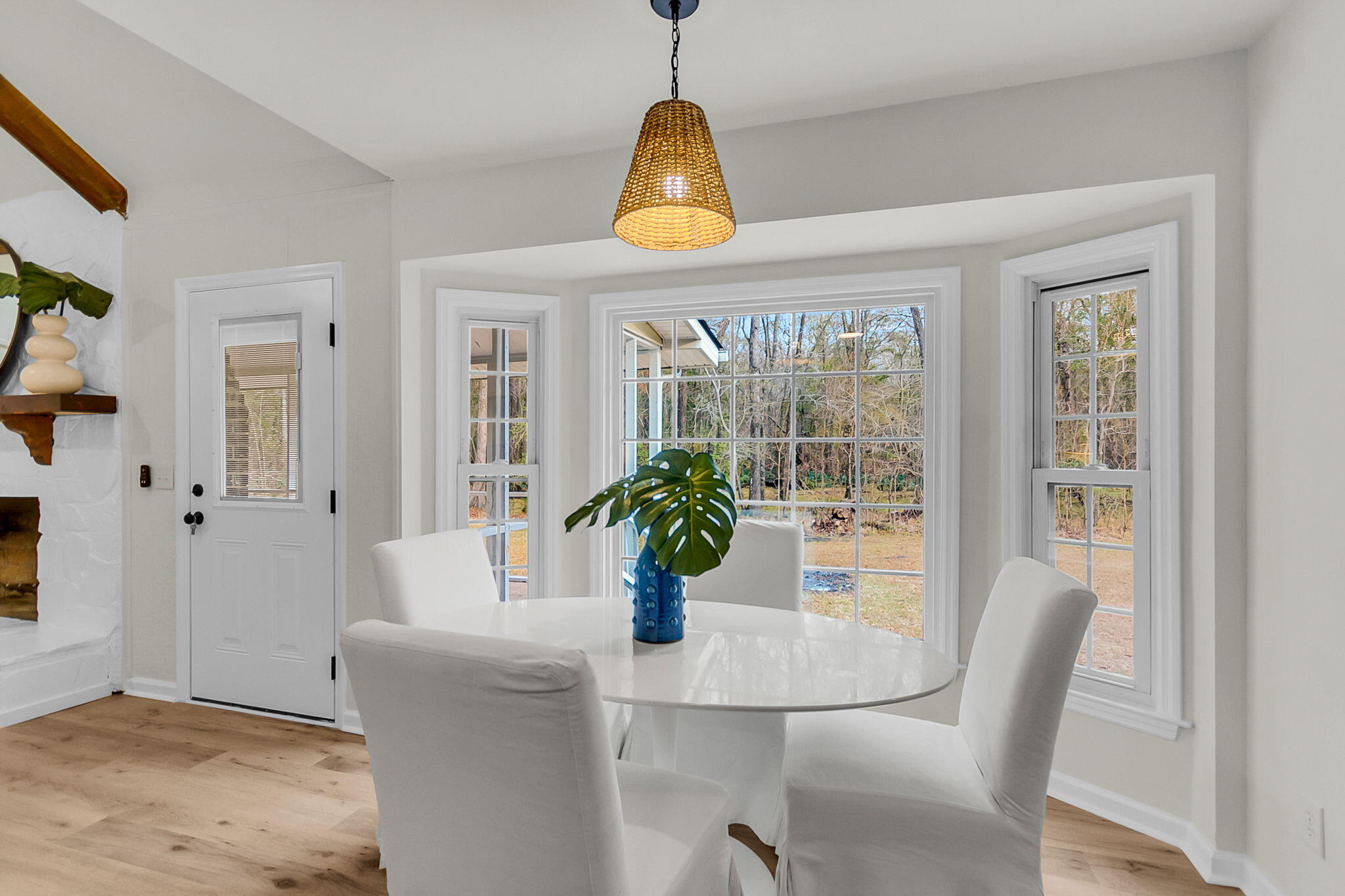 104 Meadowlark Court