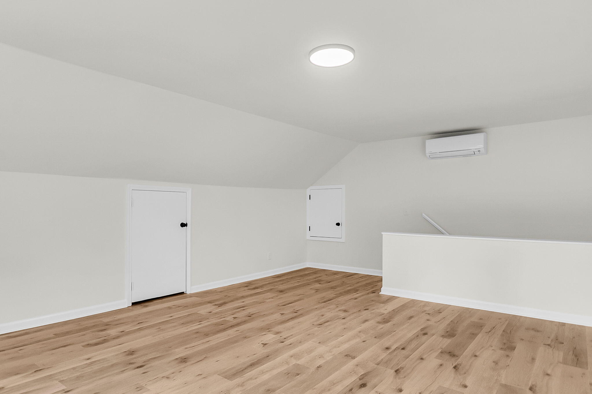 104 Meadowlark Court