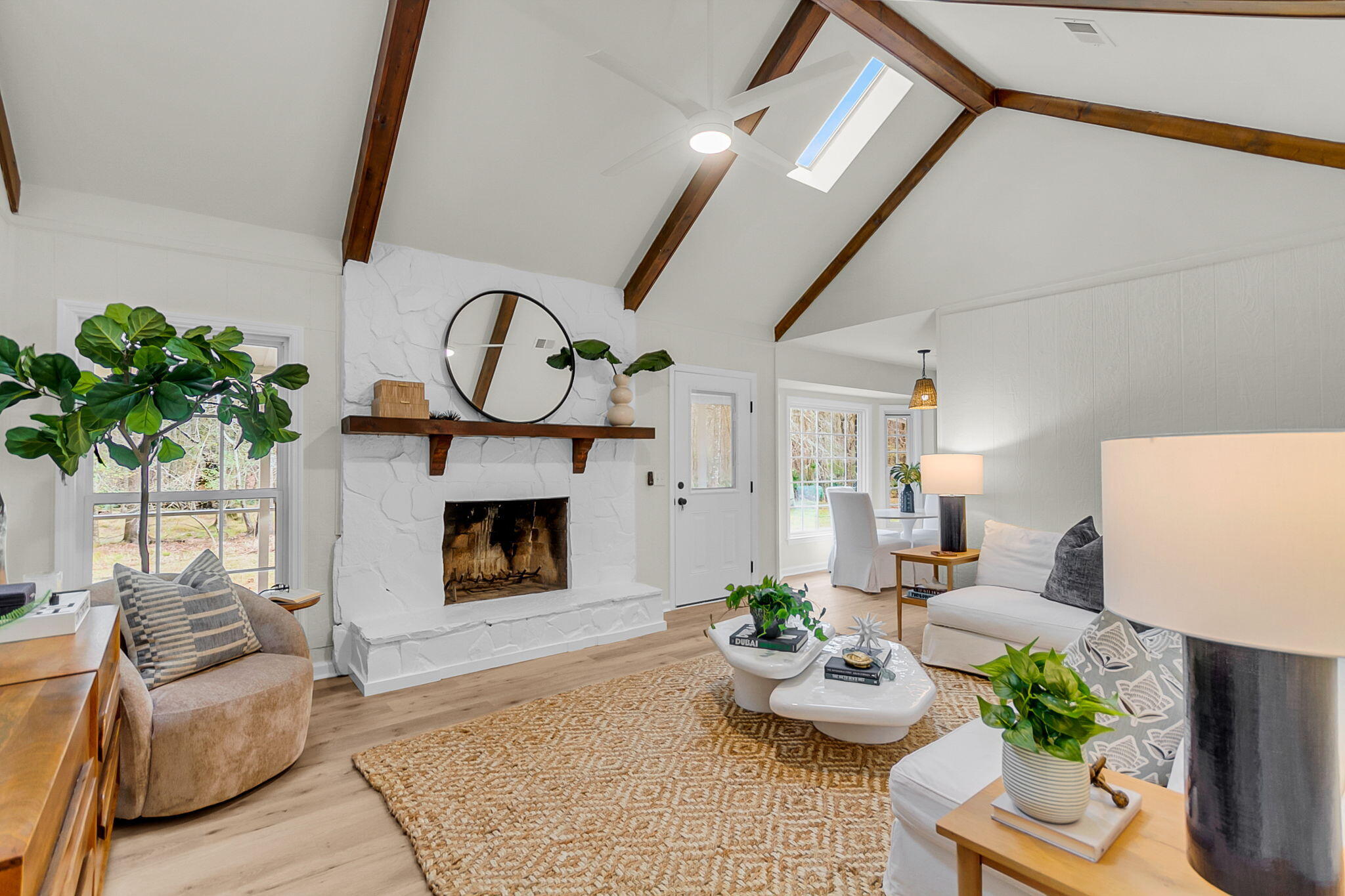 104 Meadowlark Court