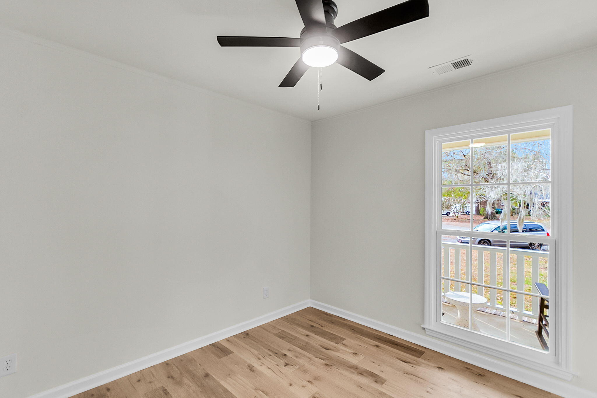 104 Meadowlark Court