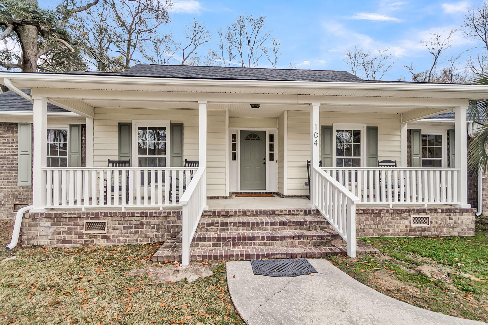 104 Meadowlark Court