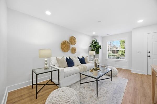 1672 Hunters Run Drive