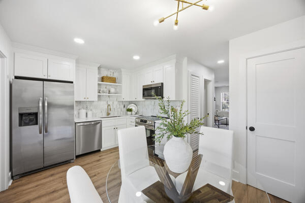 1672 Hunters Run Drive