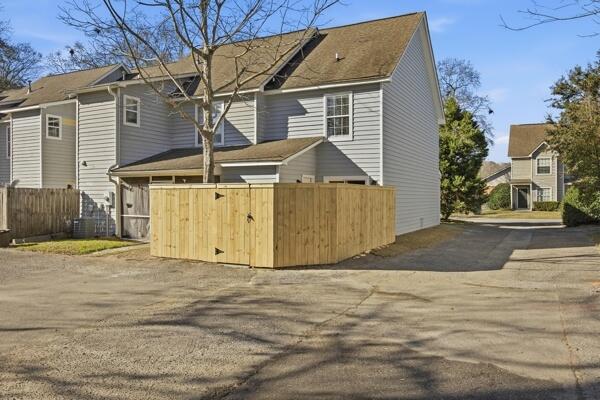 1672 Hunters Run Drive