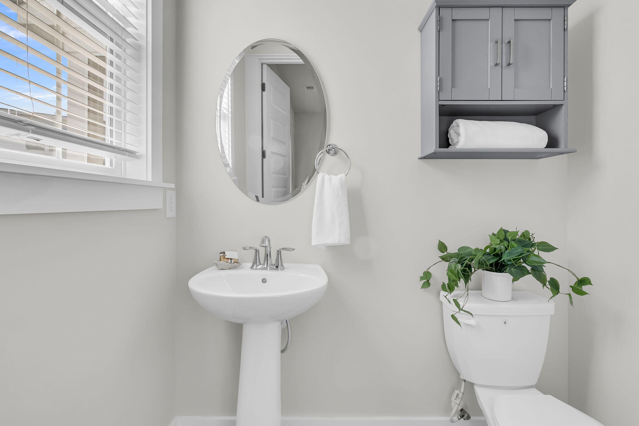 812 Kings Oak Court # 2