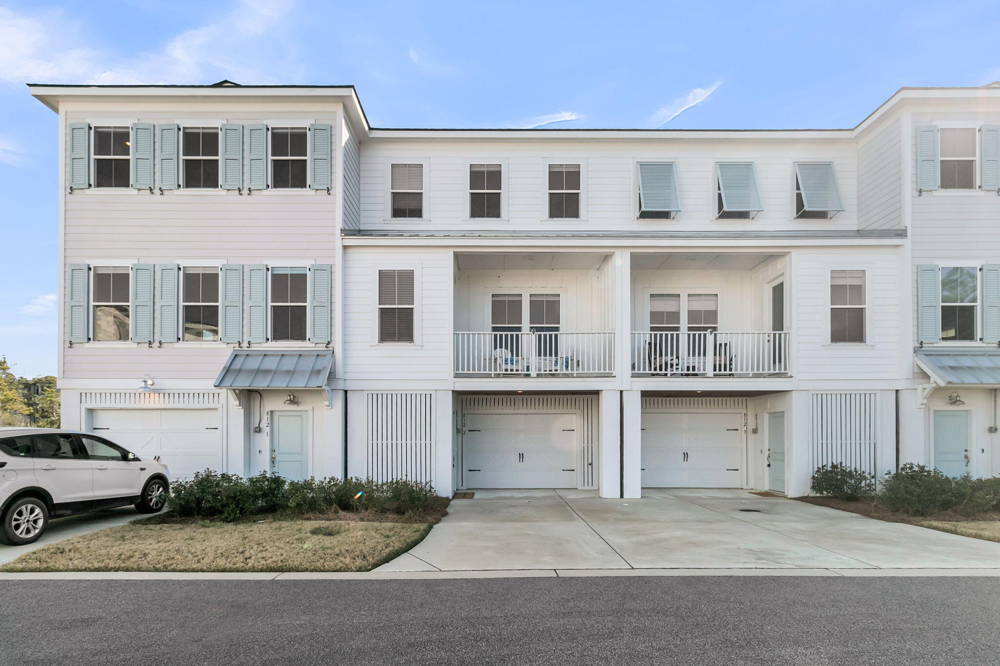 812 Kings Oak Court # 2